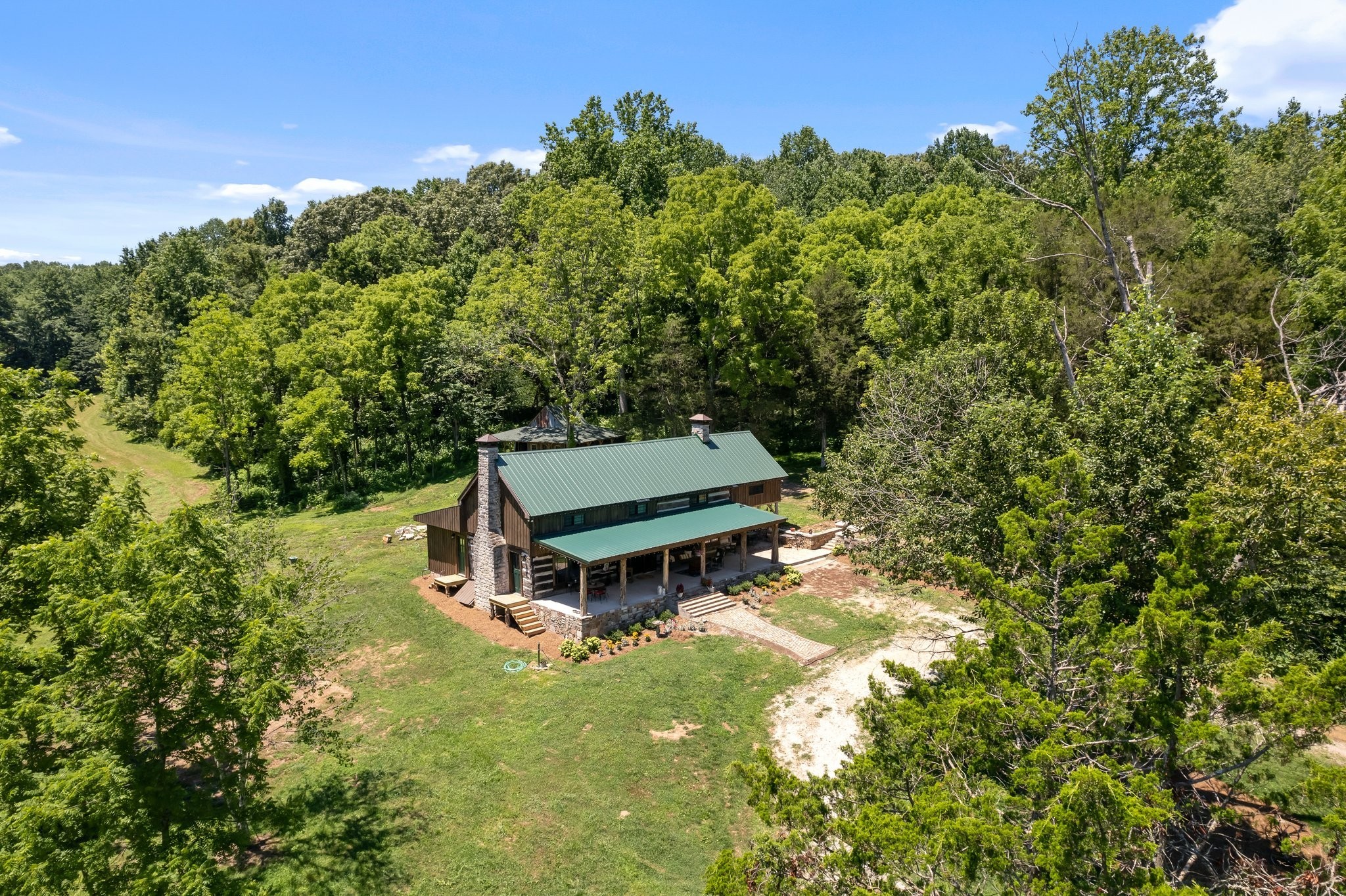 941 Jones Hollow Lane