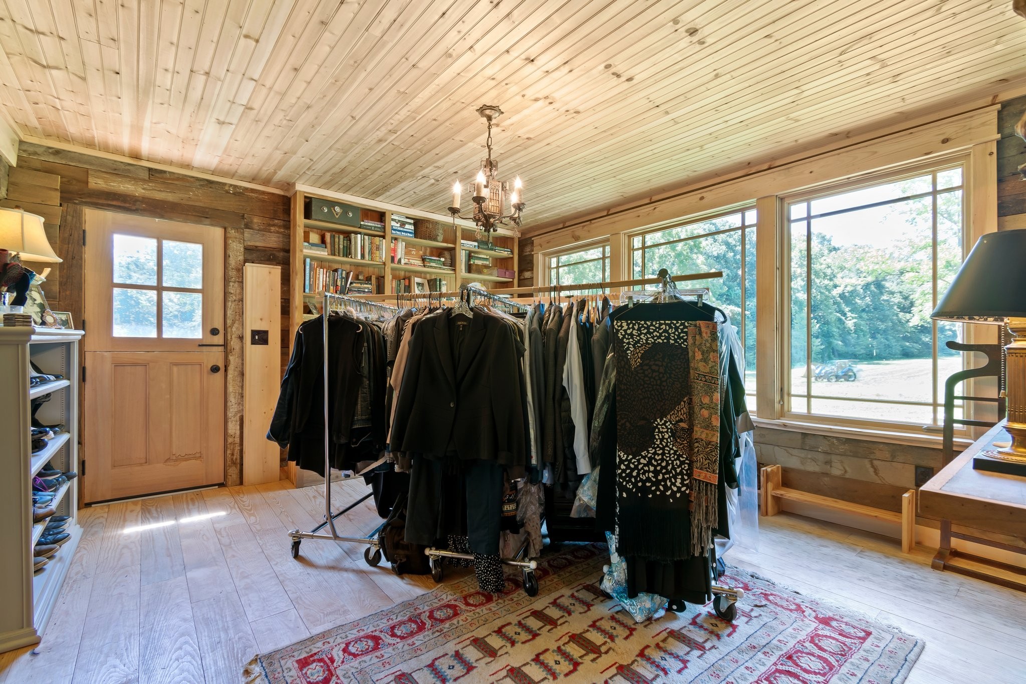 941 Jones Hollow Lane