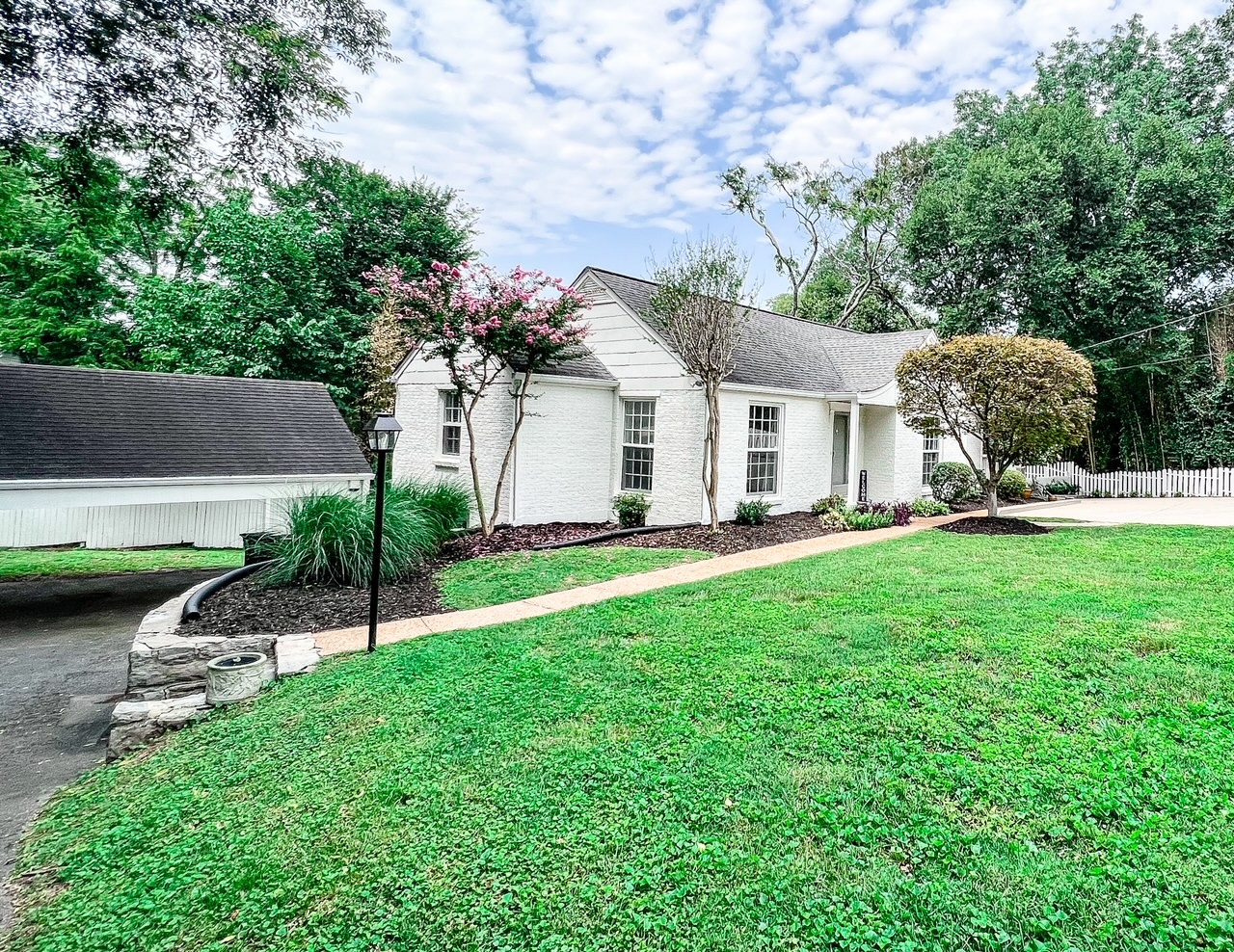 3611 Wilbur Pl