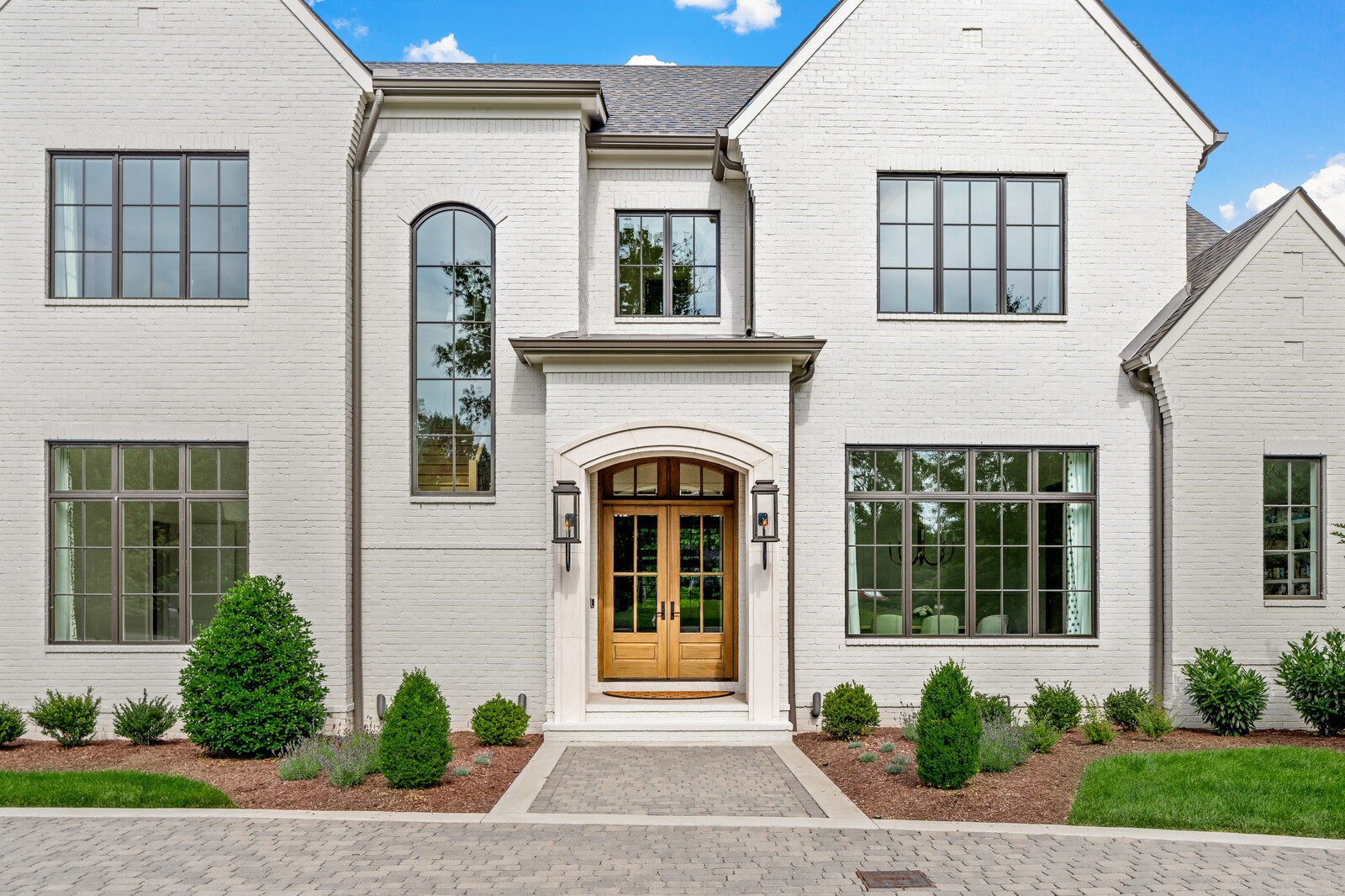 955 Van Leer Dr