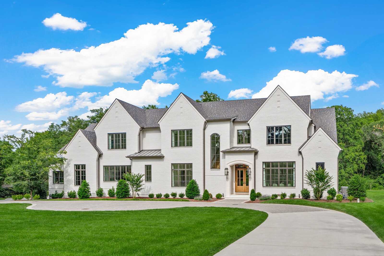 955 Van Leer Dr