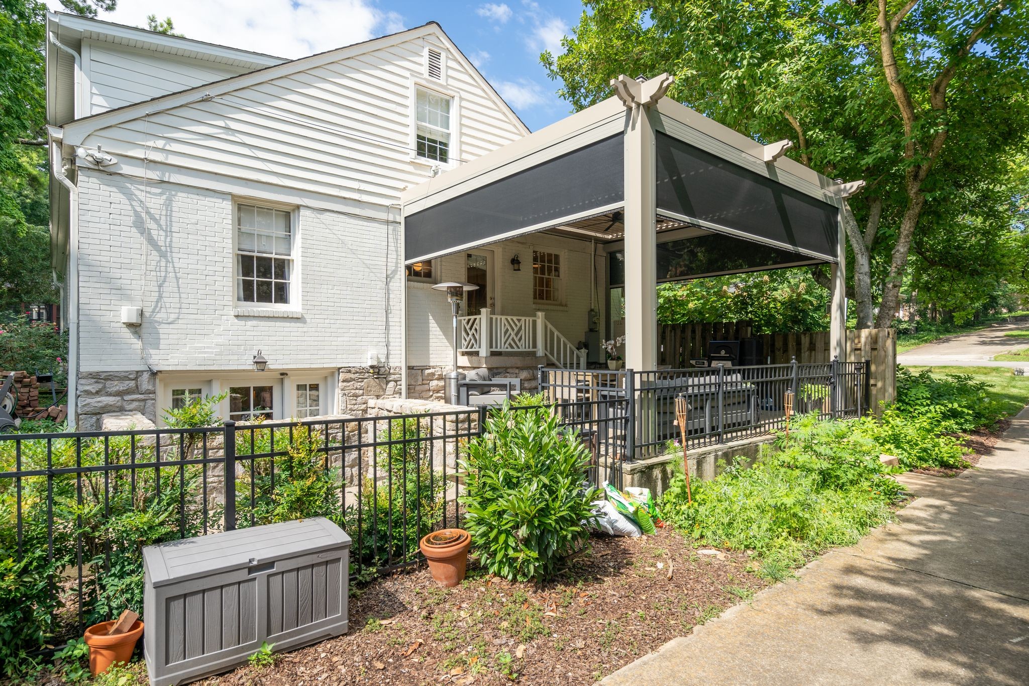 3505 Grayswood Ave
