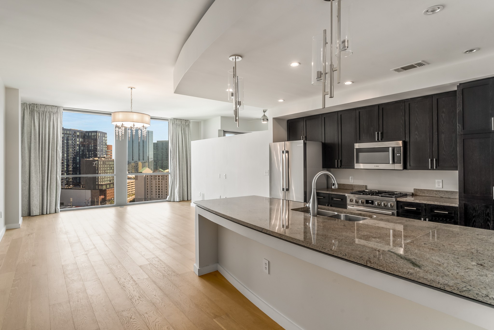 900 20th Ave, S Unit: 1207