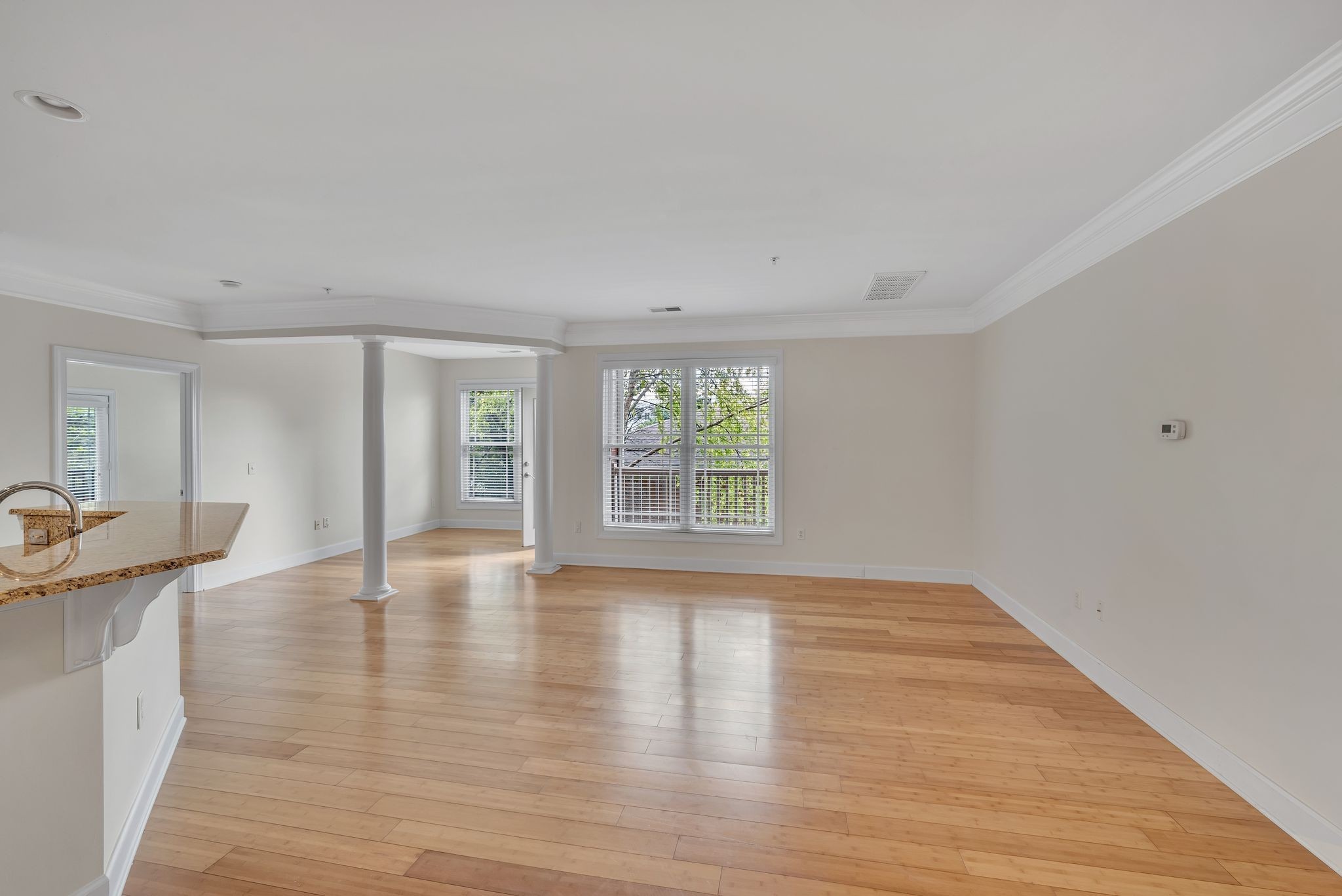 3102 West End Circle Unit: 201