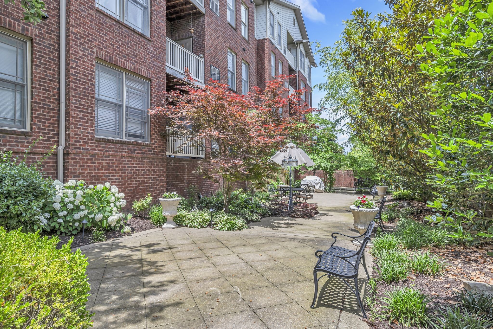 3102 West End Circle Unit: 201