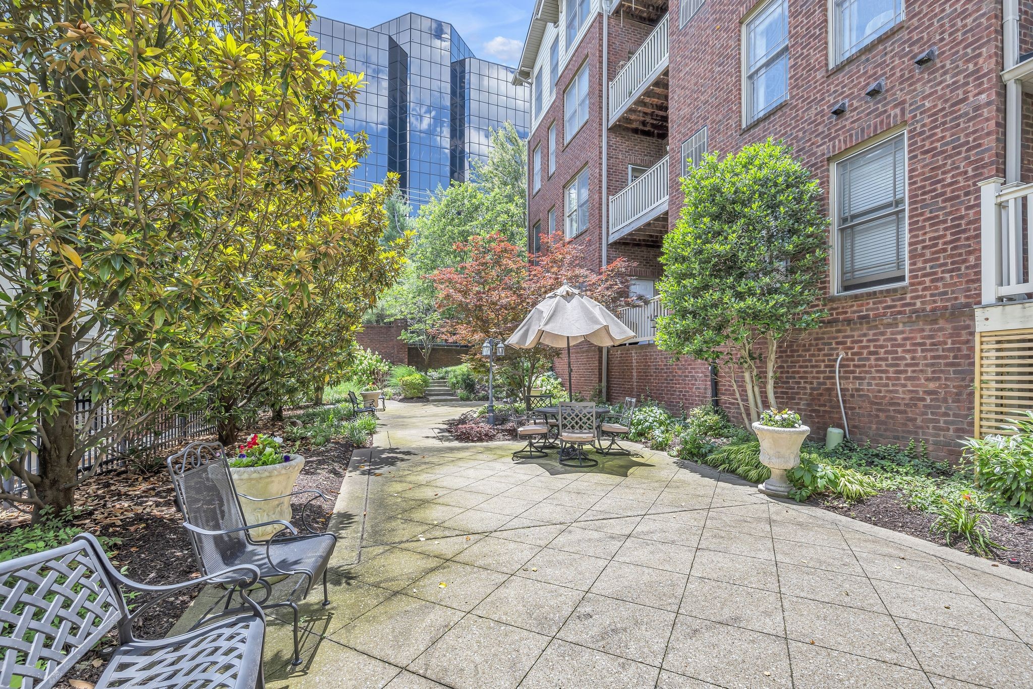 3102 West End Circle Unit: 201