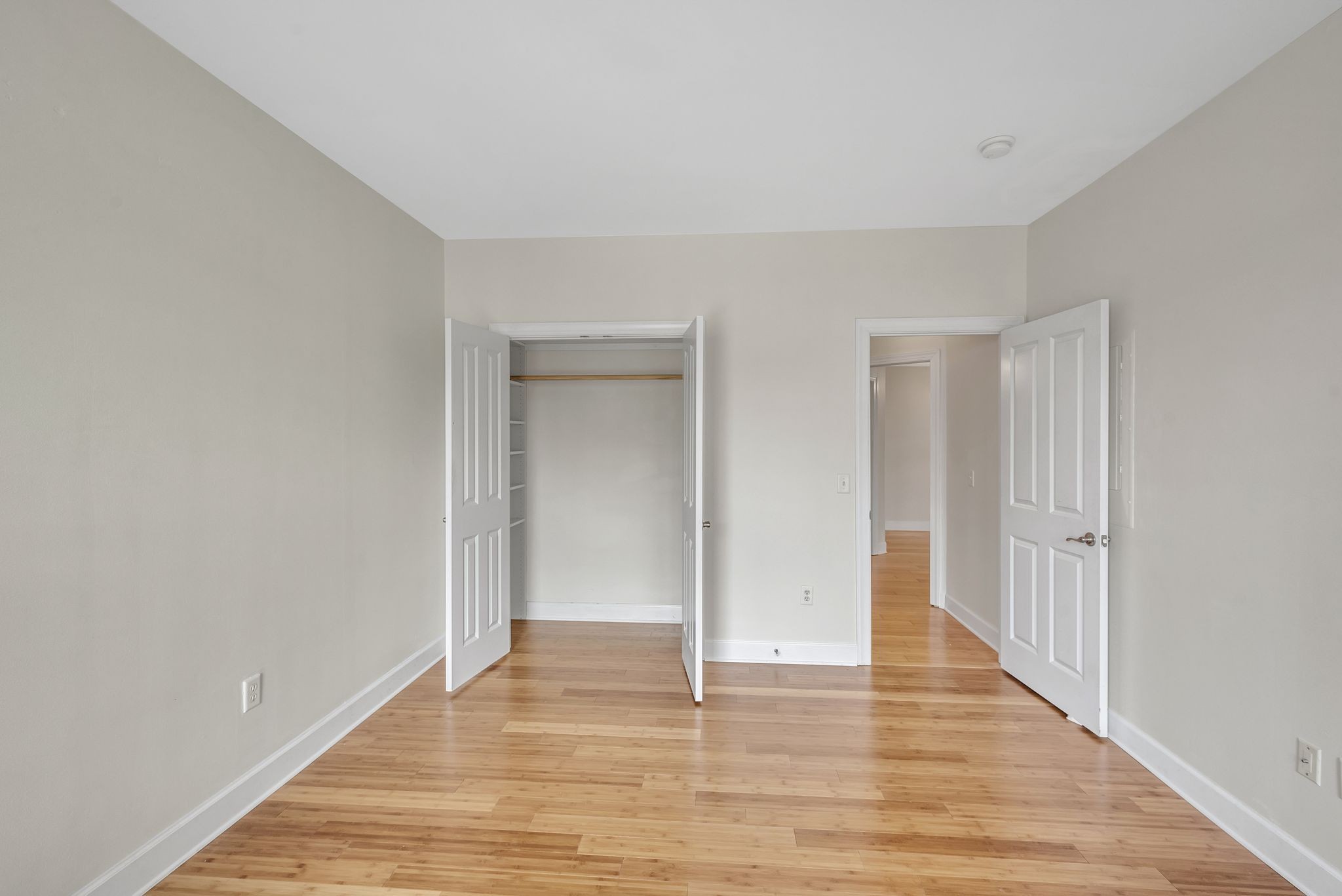3102 West End Circle Unit: 201