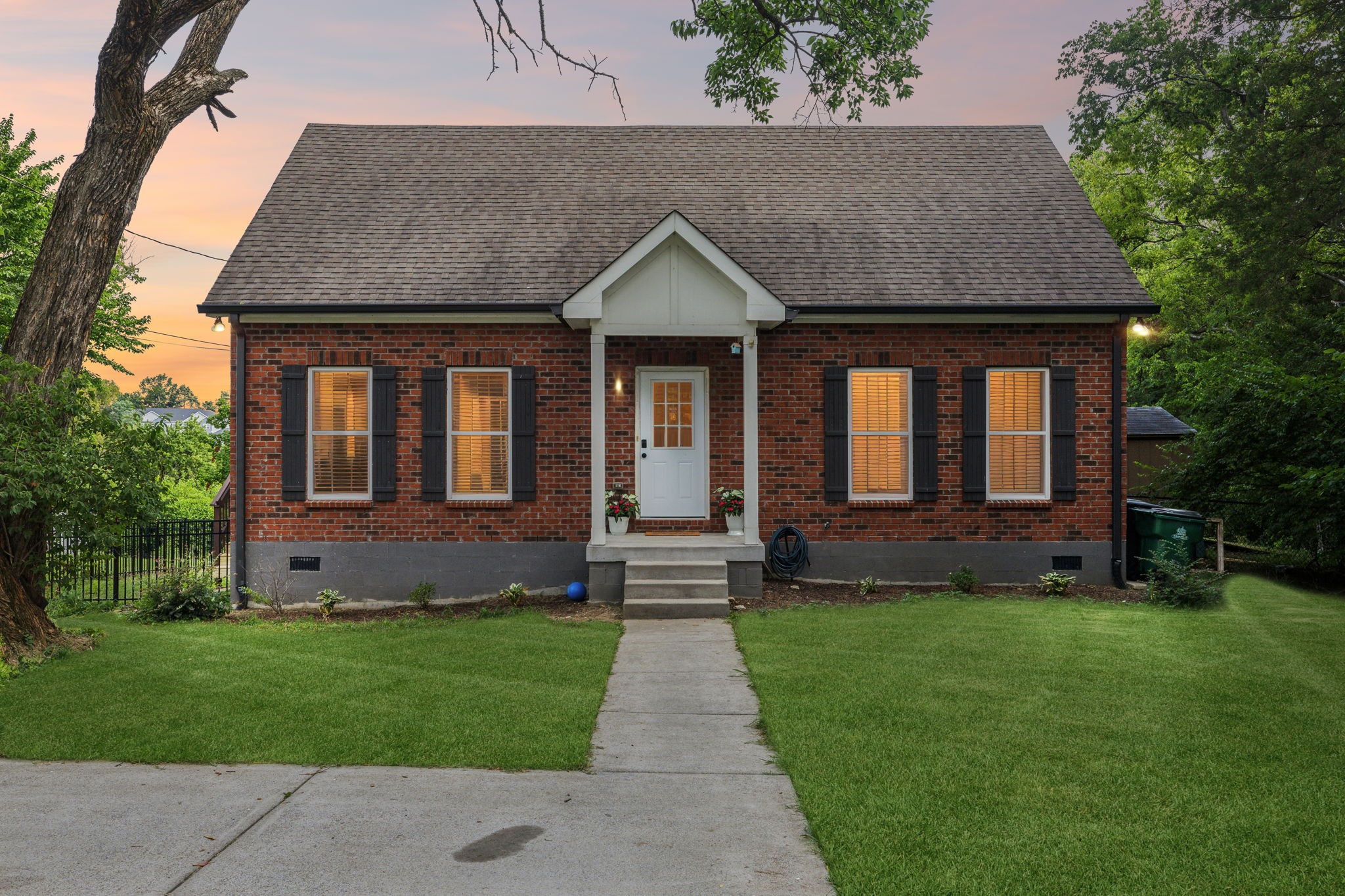 448 Welshwood Dr