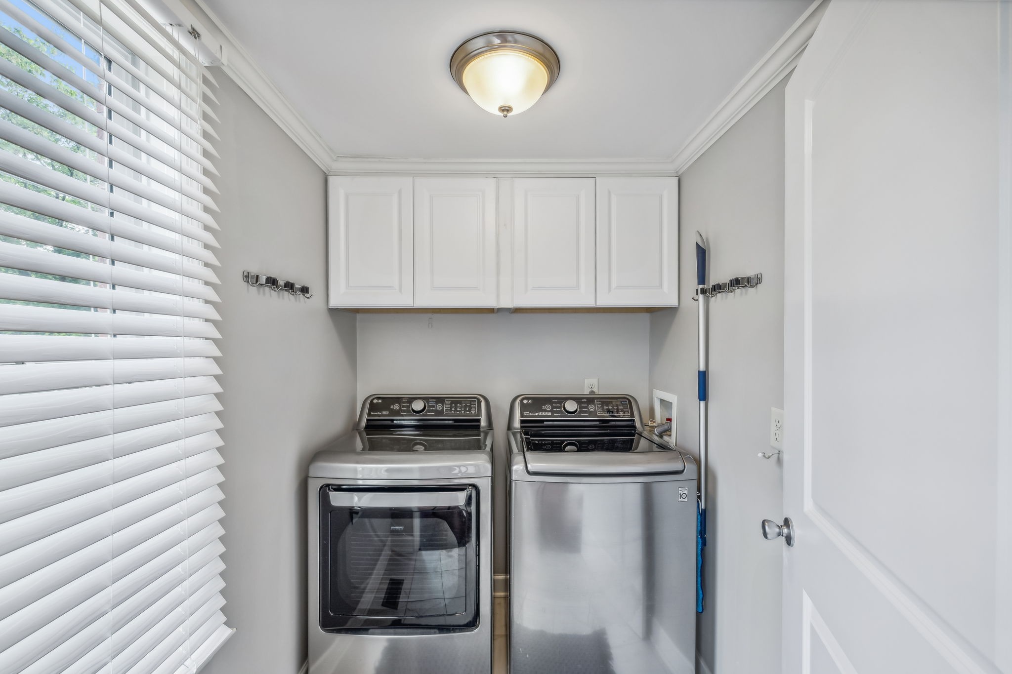 448 Welshwood Dr