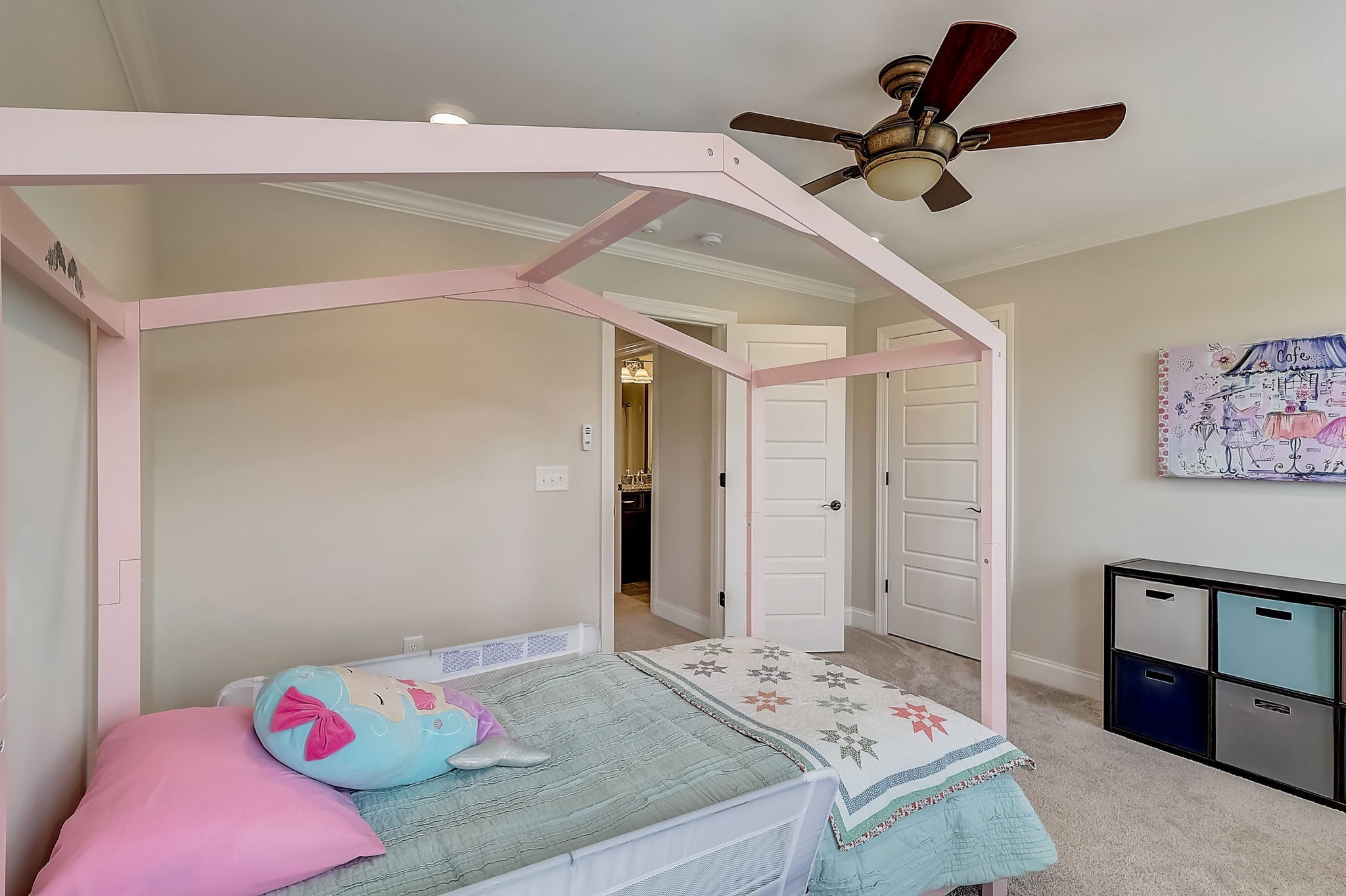 7068 Crimson Leaf Ln