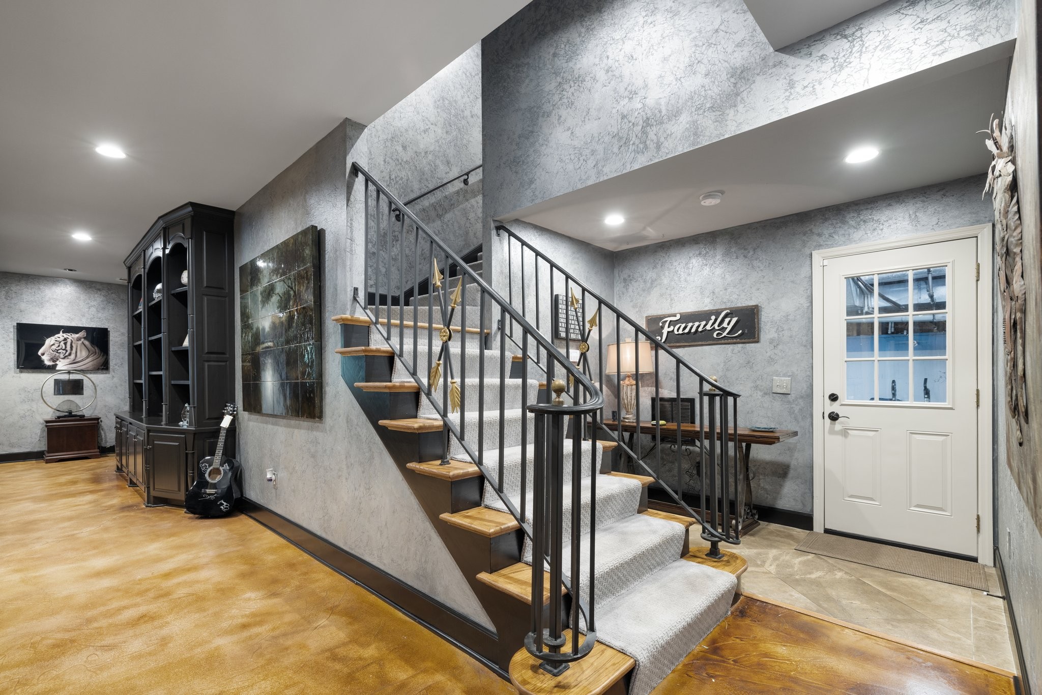203 Kensington Park