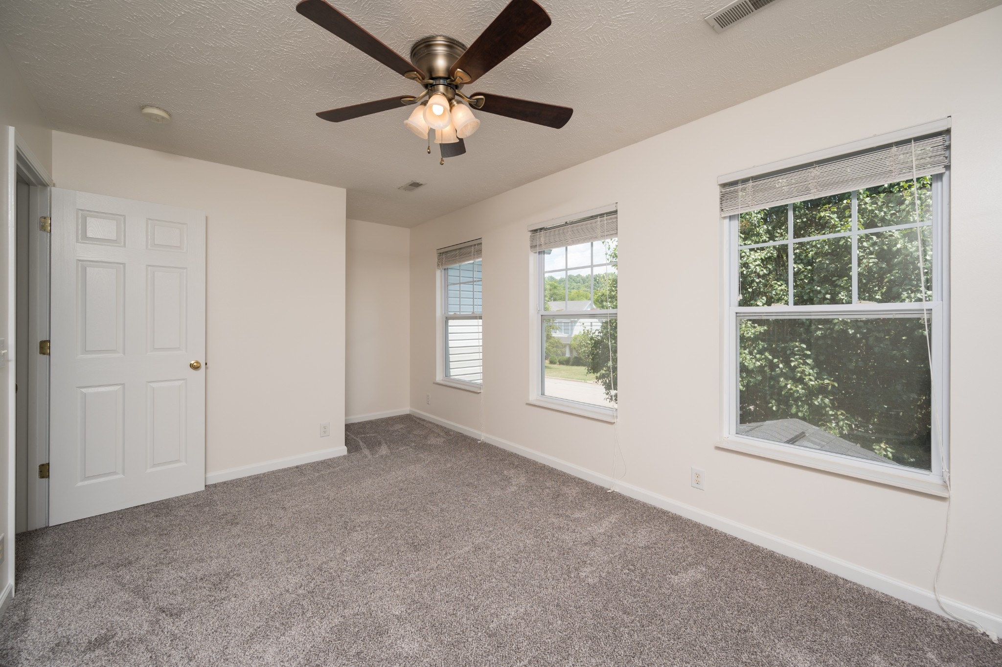 8124 Boone Trce