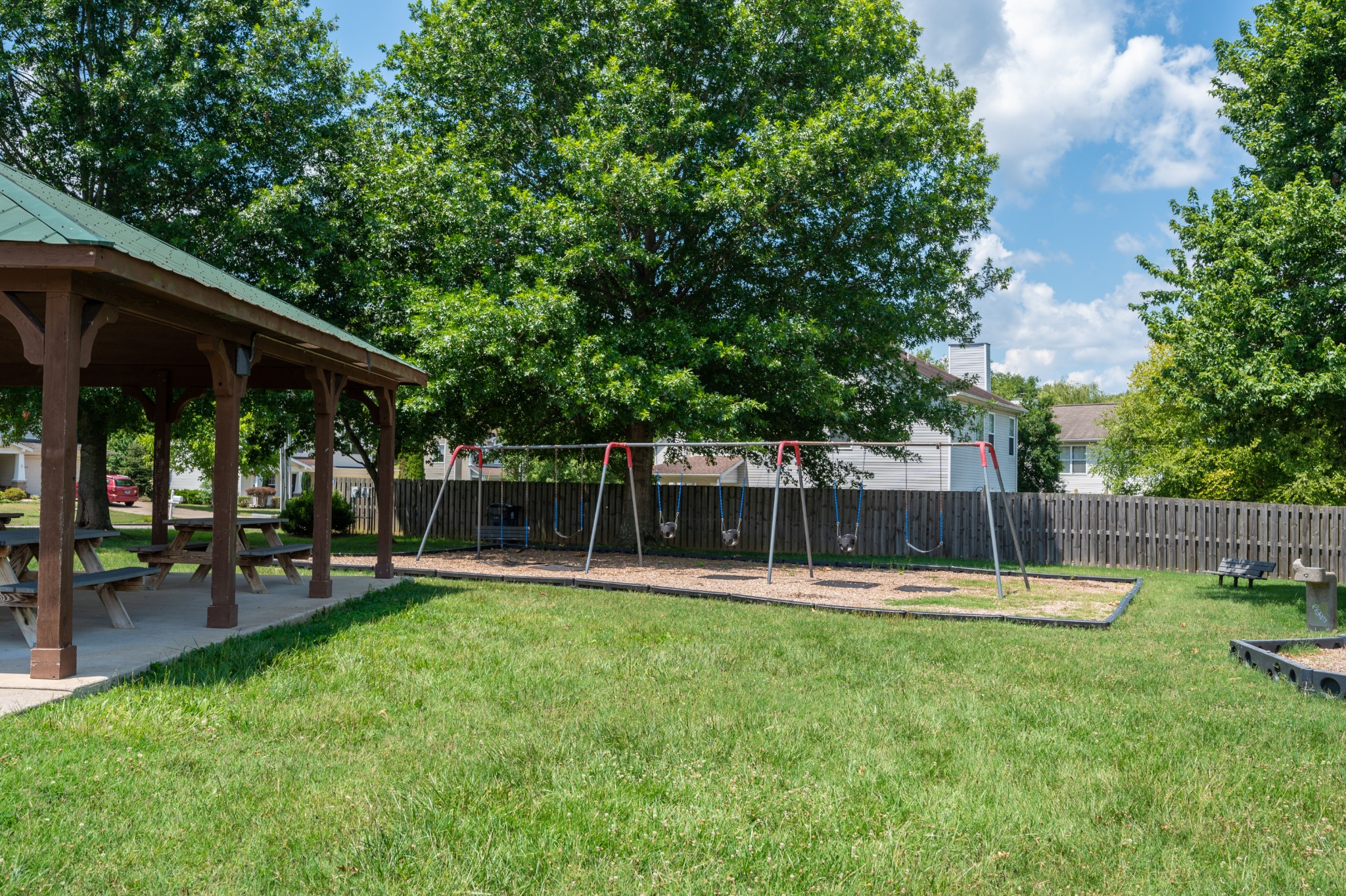 8124 Boone Trce