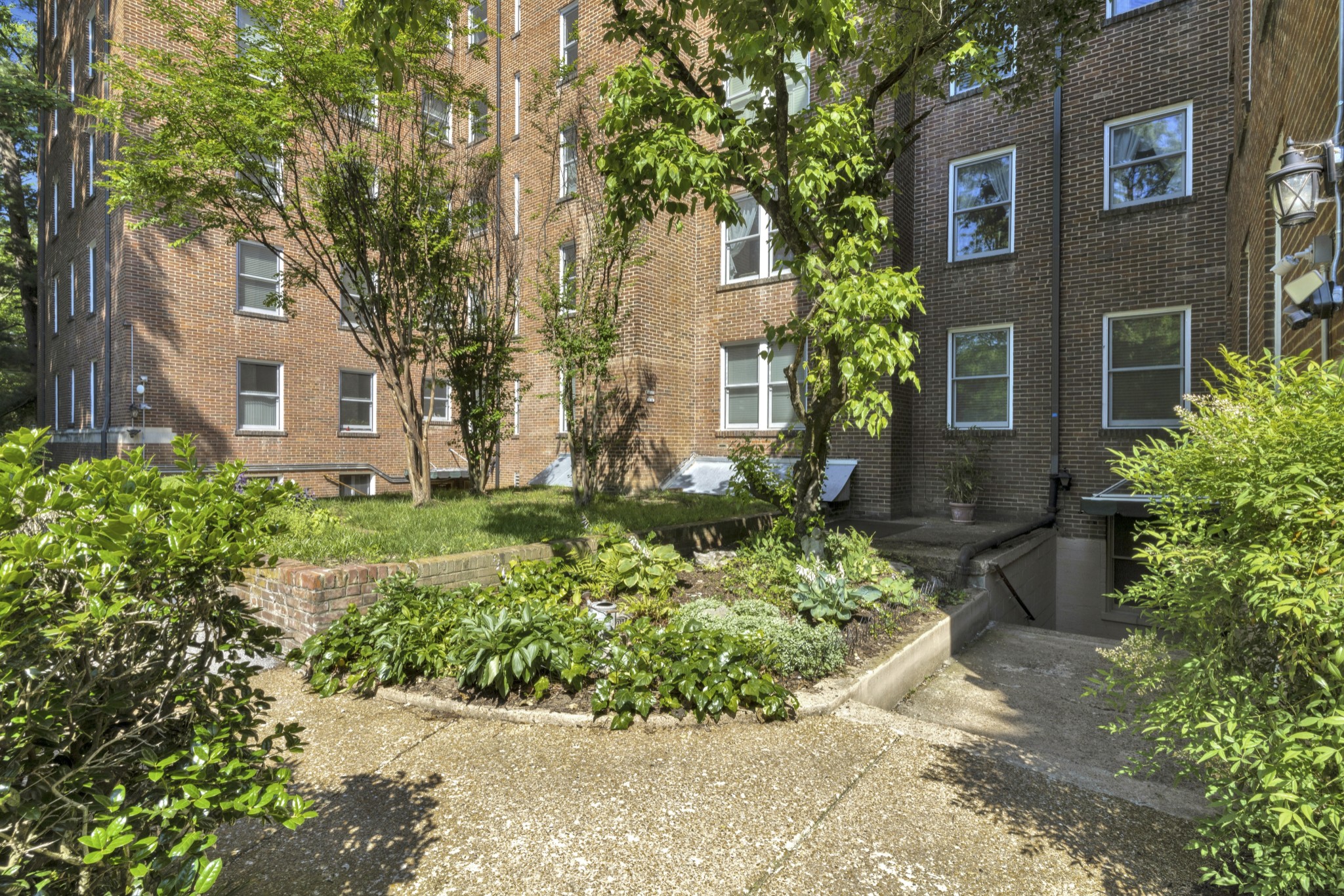 4225 Harding Pike Unit: 504