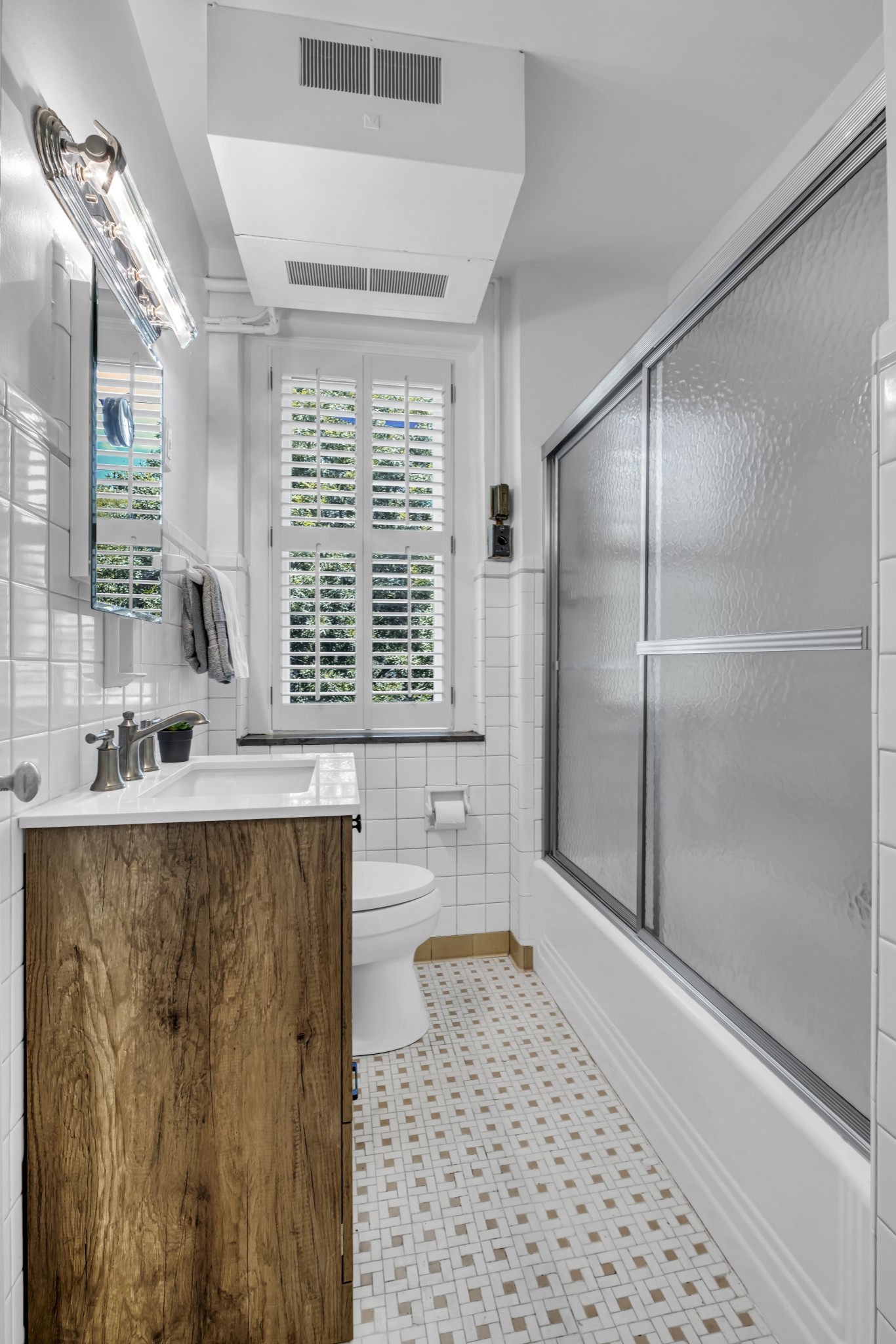 4225 Harding Pike Unit: 504