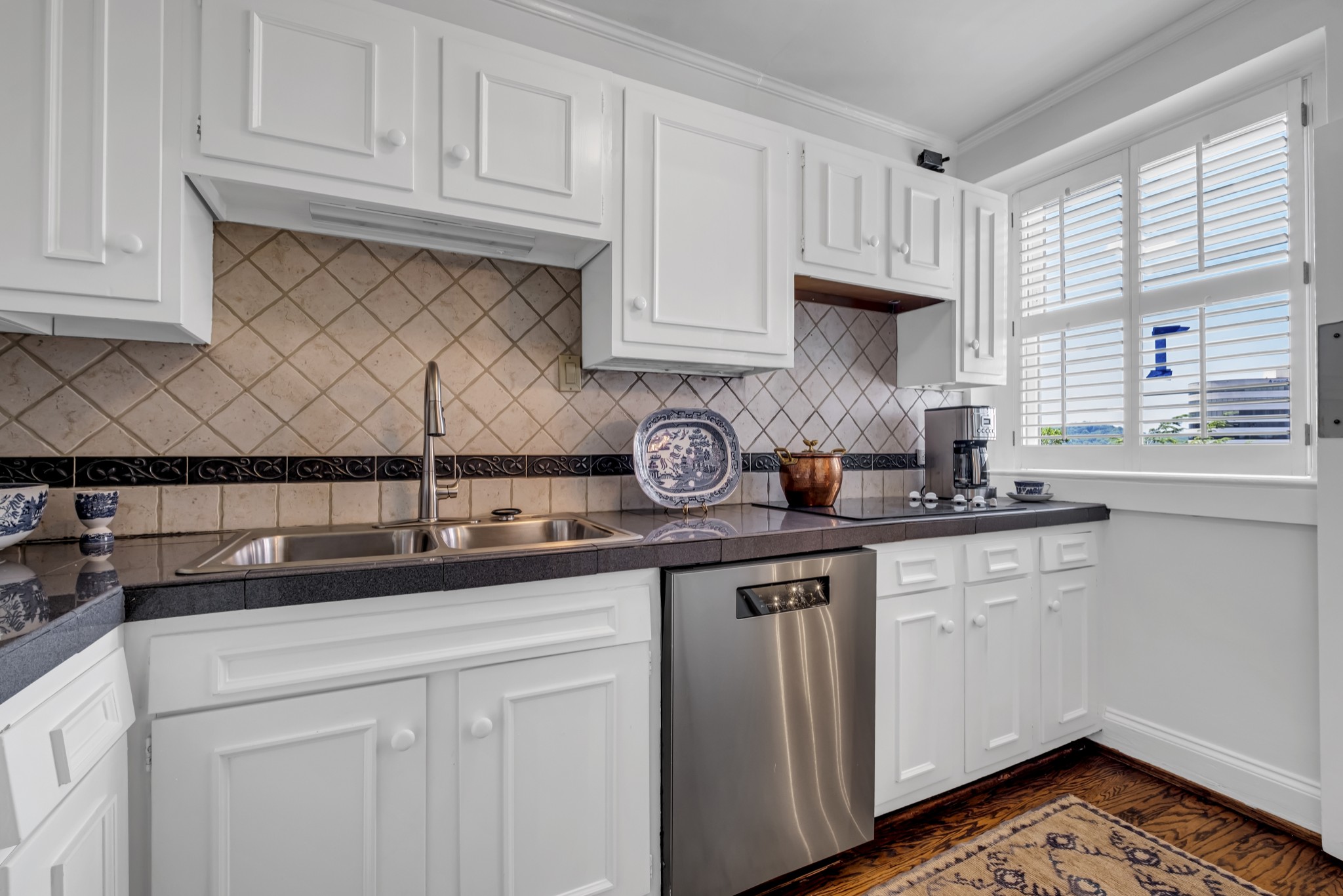 4225 Harding Pike Unit: 504