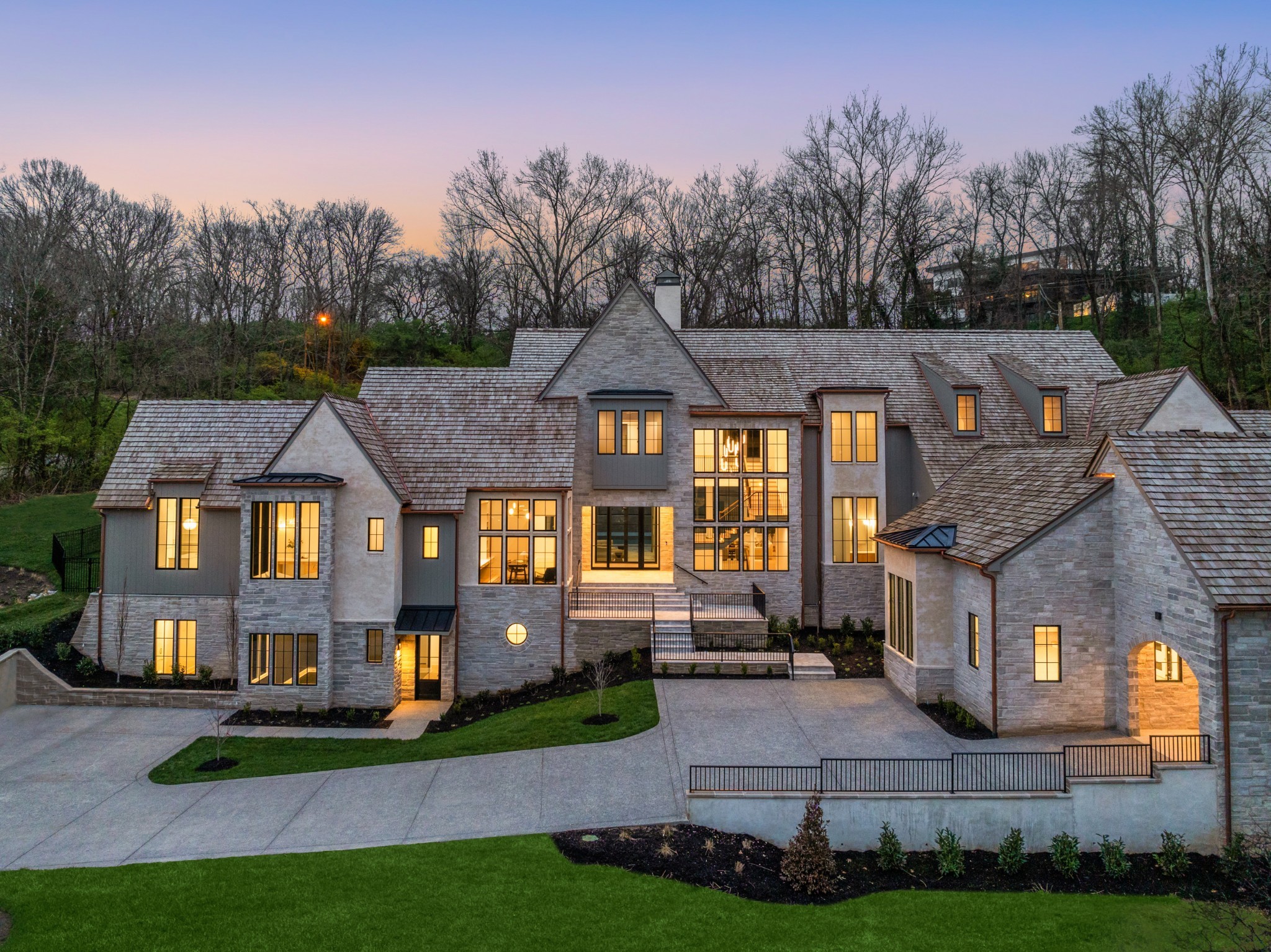 235 Robin Hill Rd