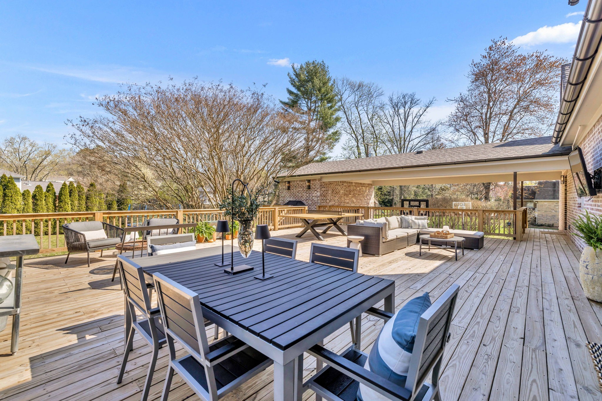 1928 Harpeth River Dr