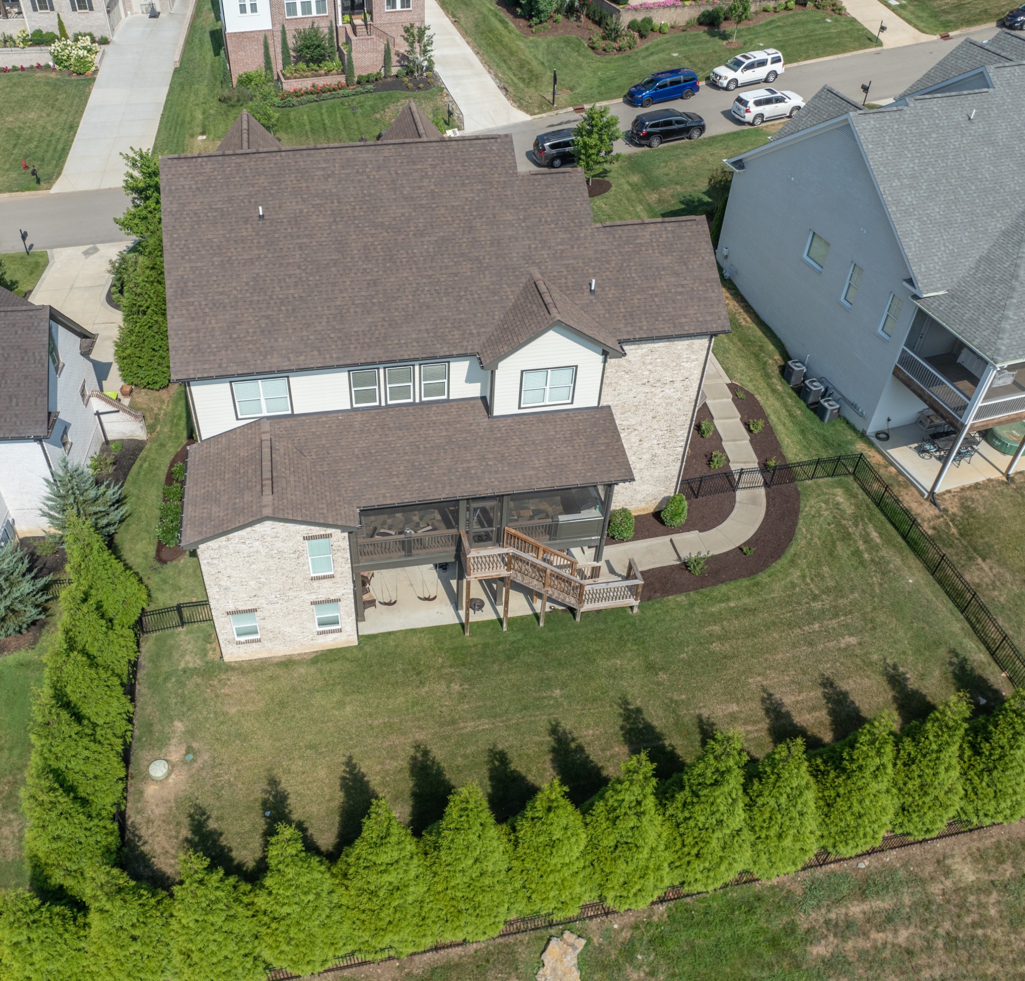 2156 Hartland Rd