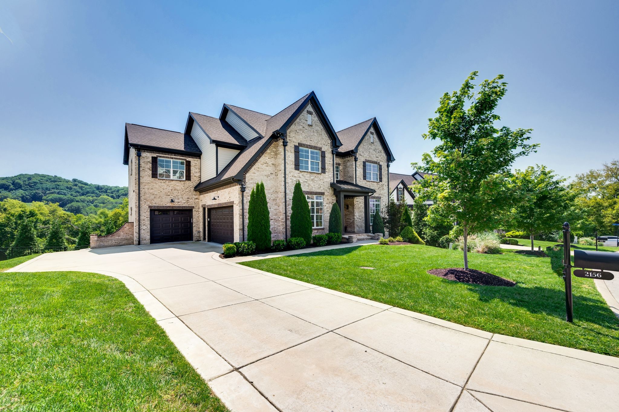 2156 Hartland Rd
