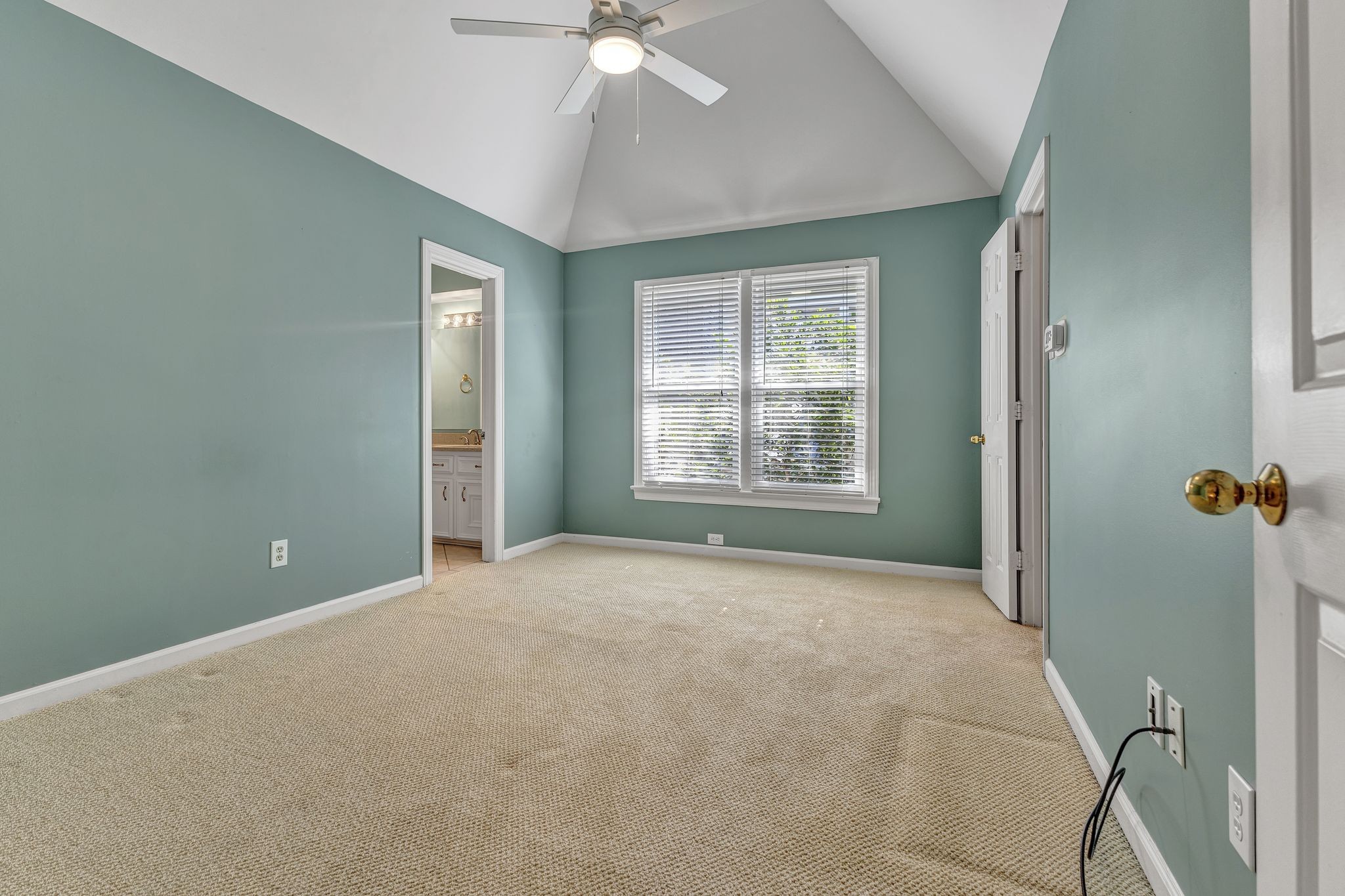 905 Huntington Cir