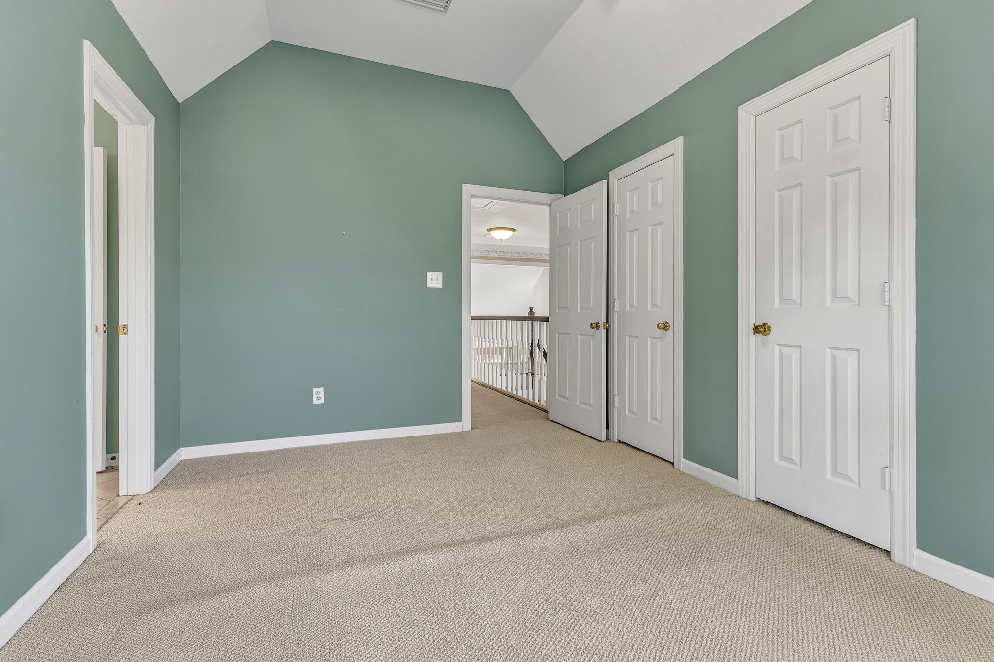 905 Huntington Cir