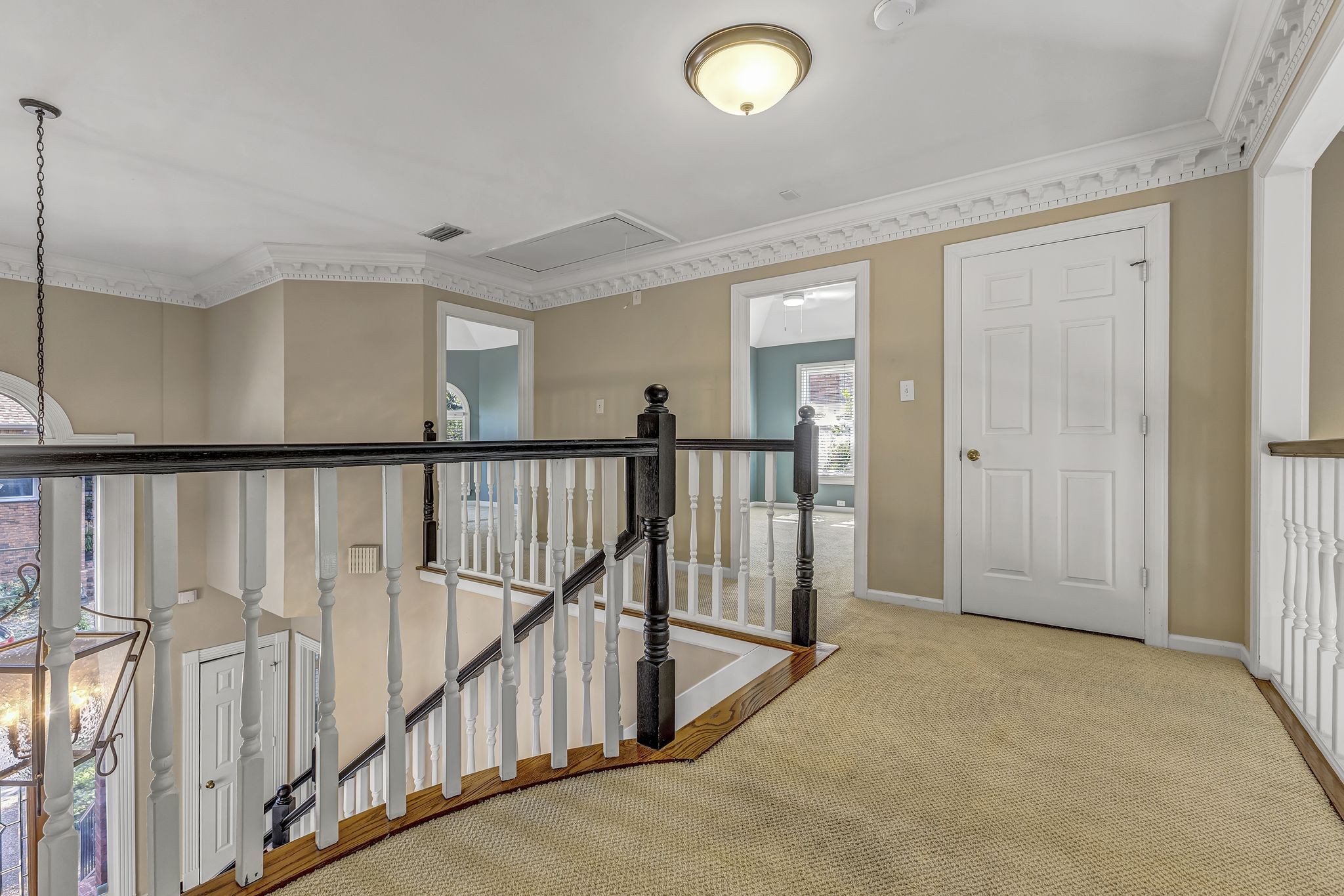 905 Huntington Cir