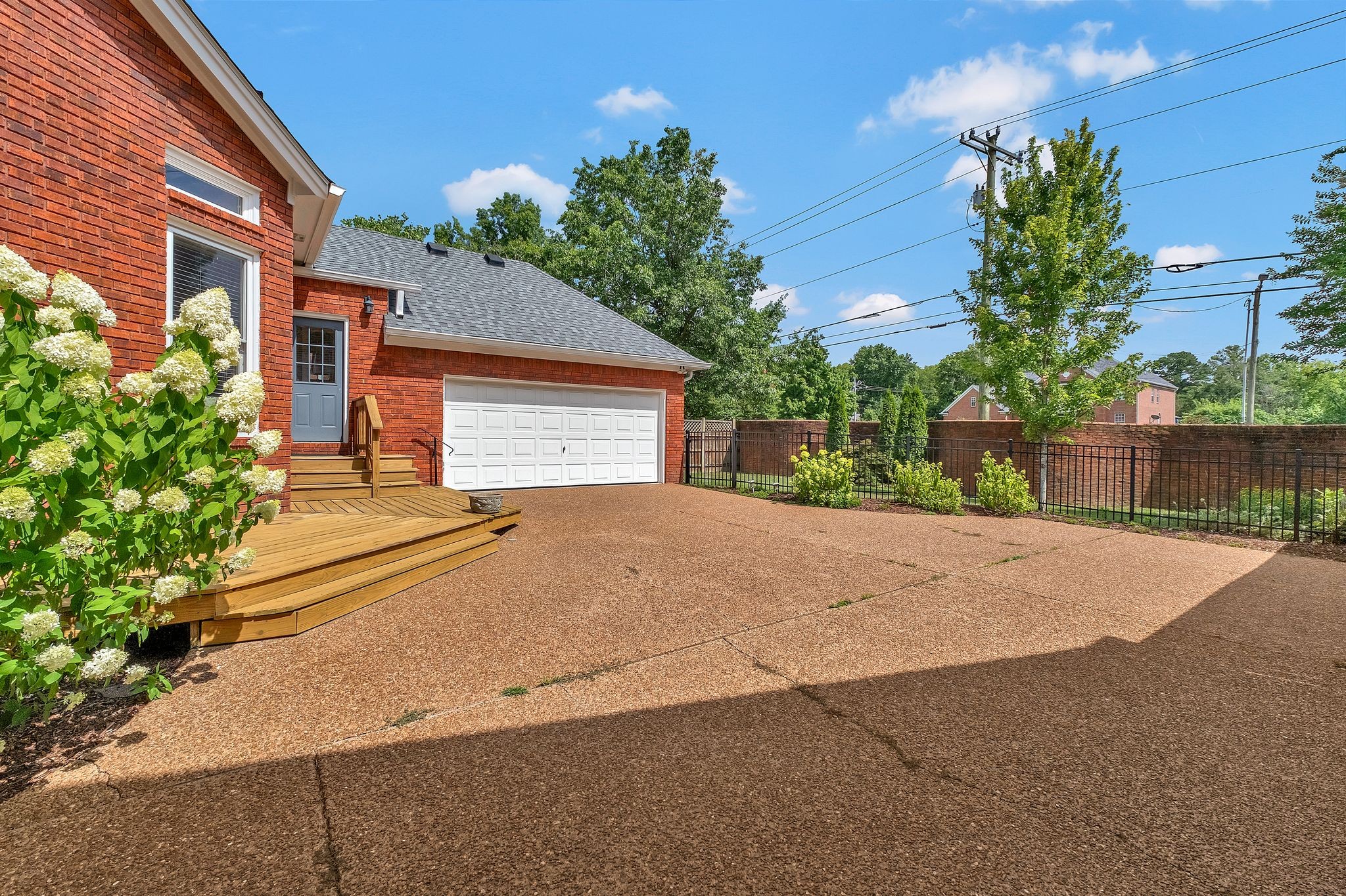 905 Huntington Cir