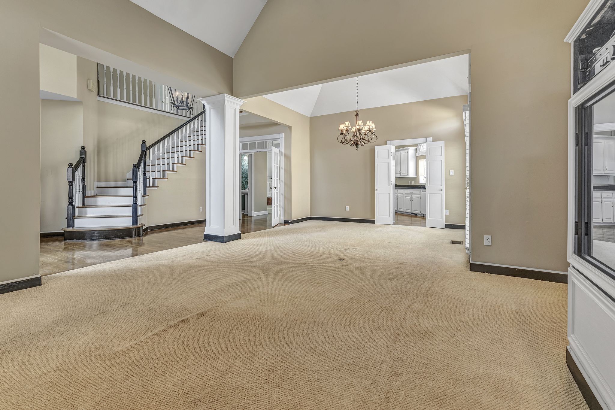 905 Huntington Cir