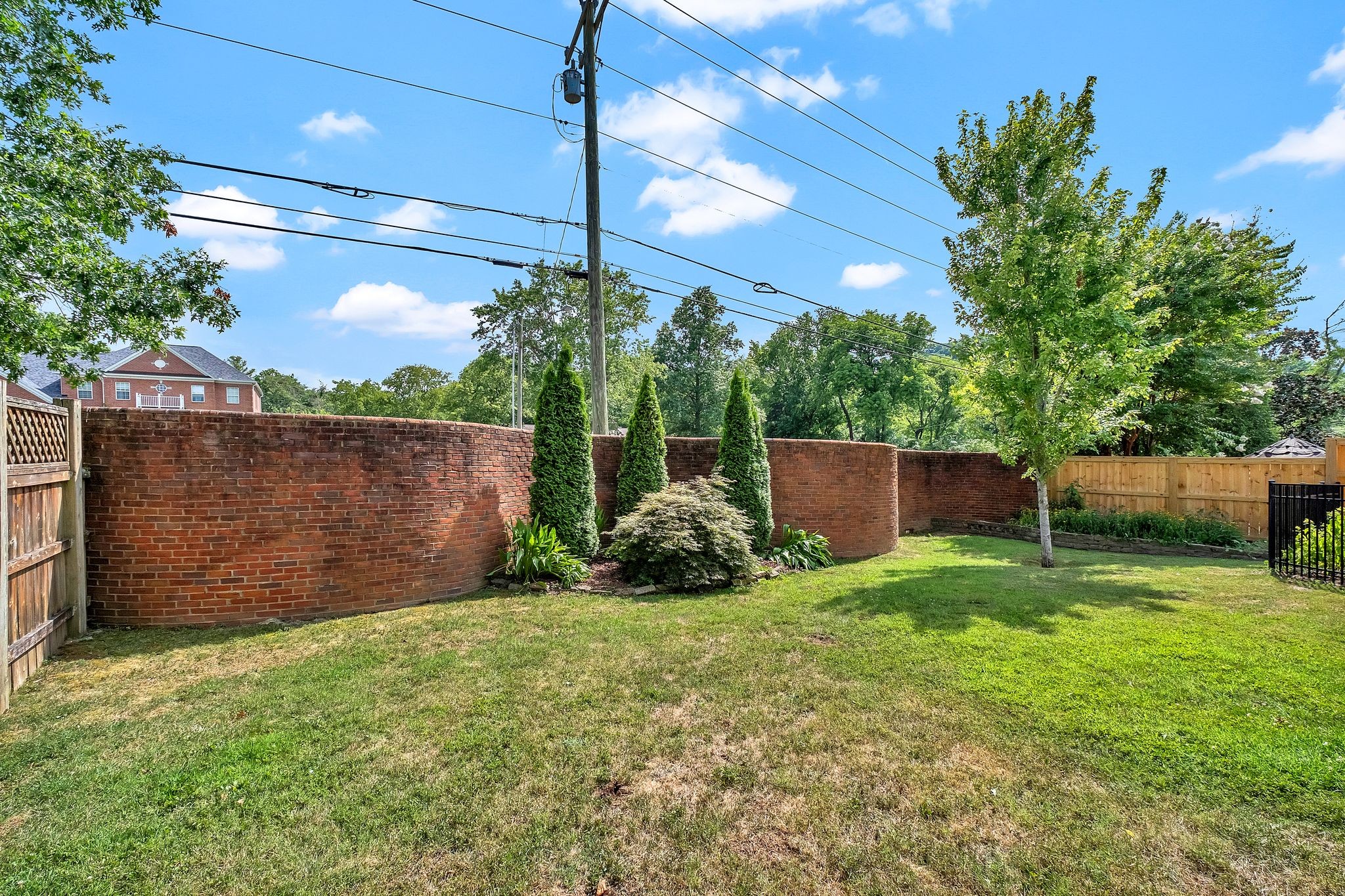 905 Huntington Cir