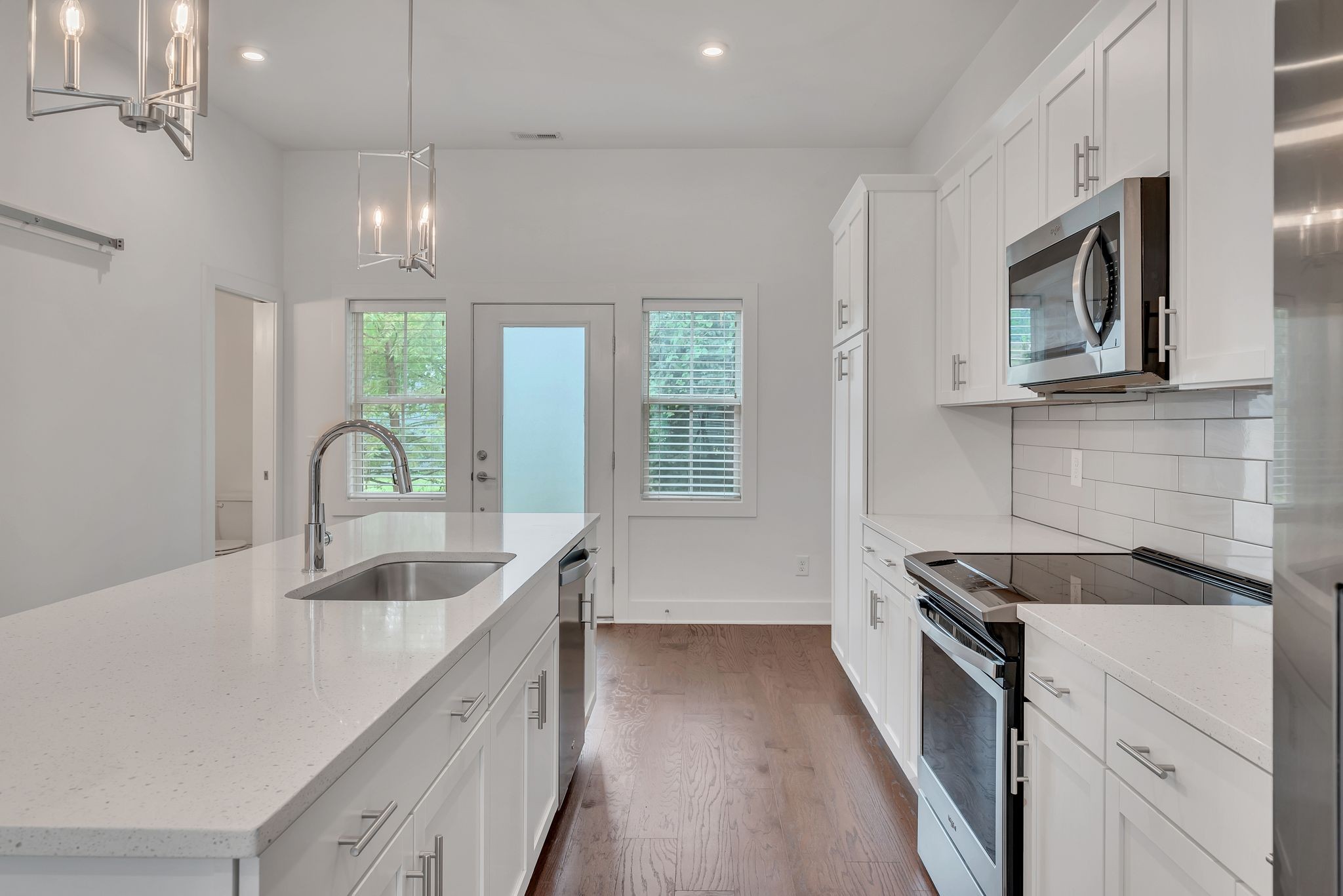 645 Nashua Ln Unit: 105