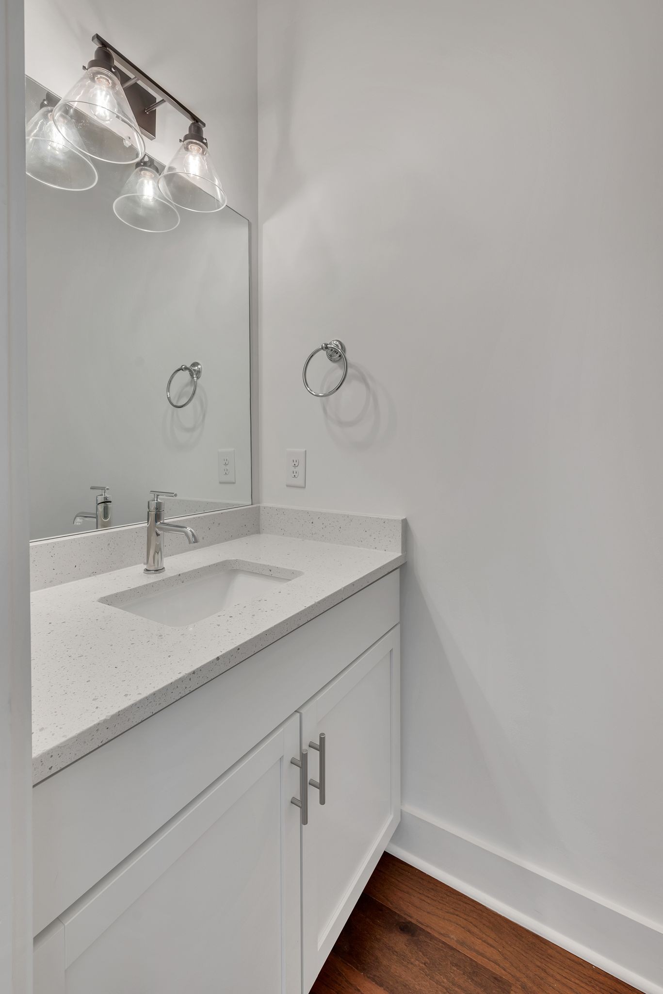 645 Nashua Ln Unit: 105