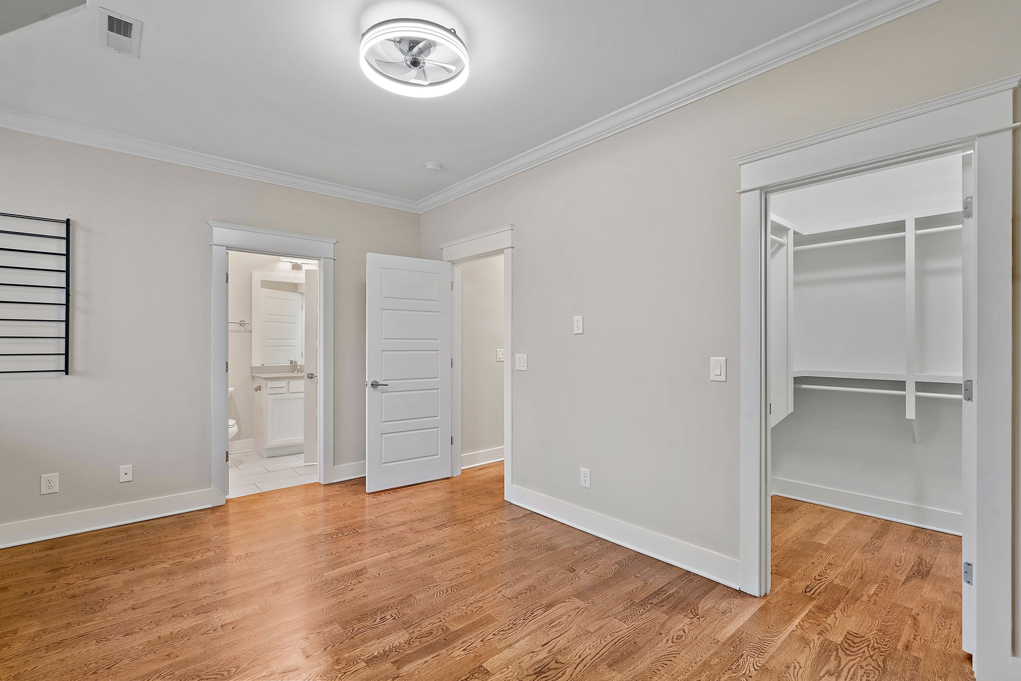 1313 5th Ave, N Unit: 3