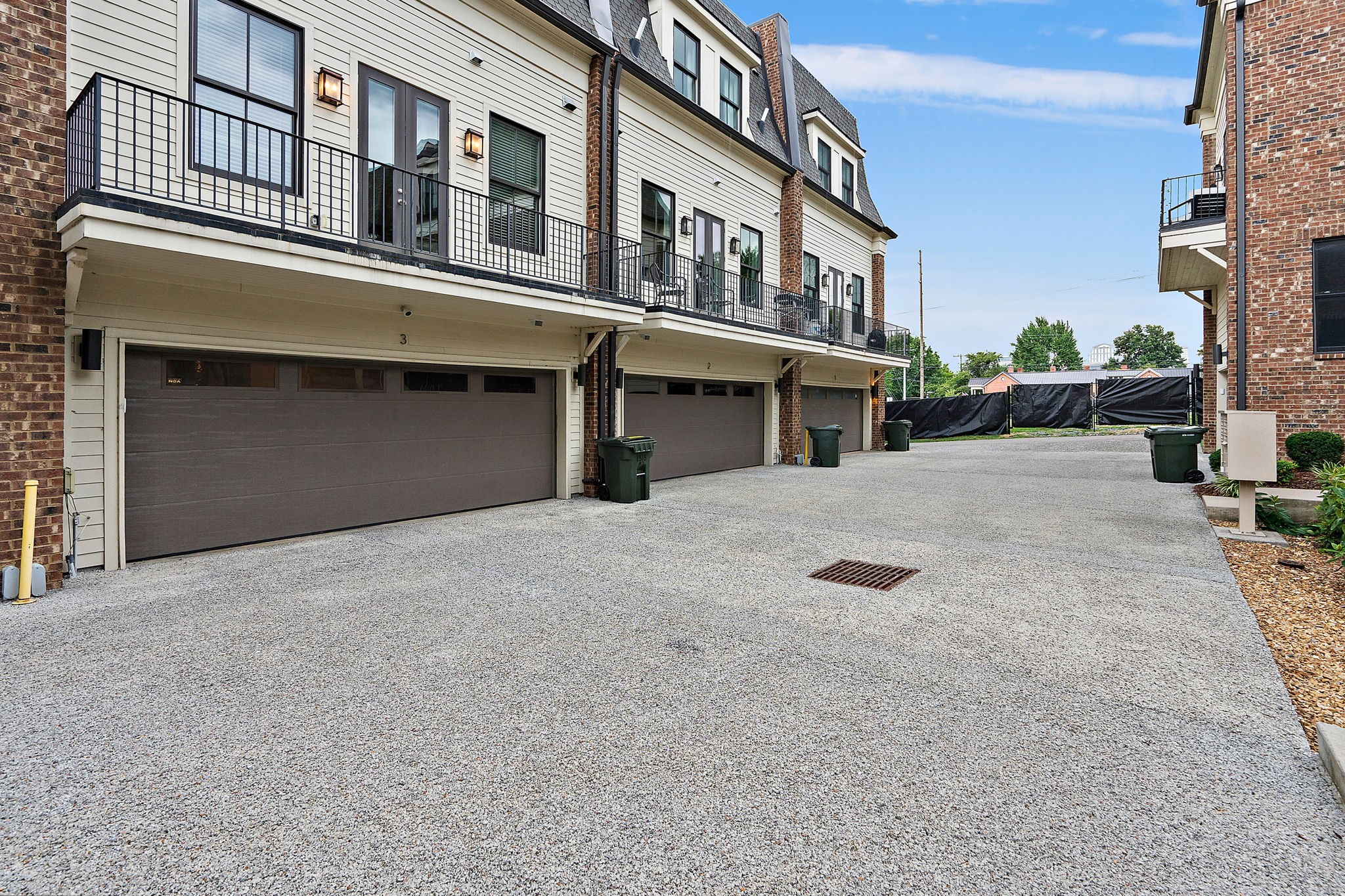 1313 5th Ave, N Unit: 3