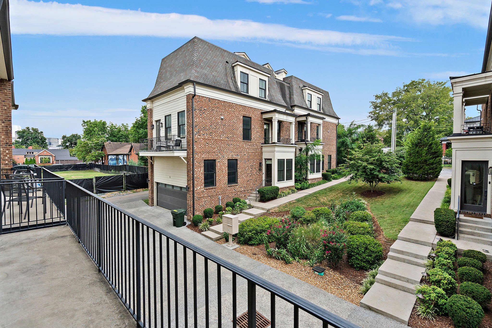 1313 5th Ave, N Unit: 3