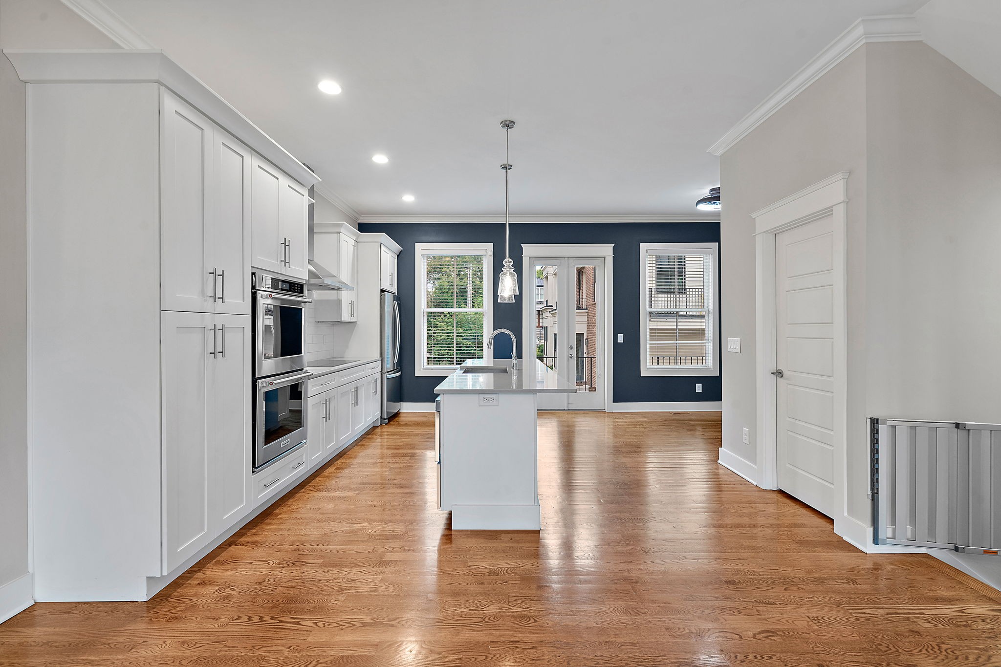 1313 5th Ave, N Unit: 3