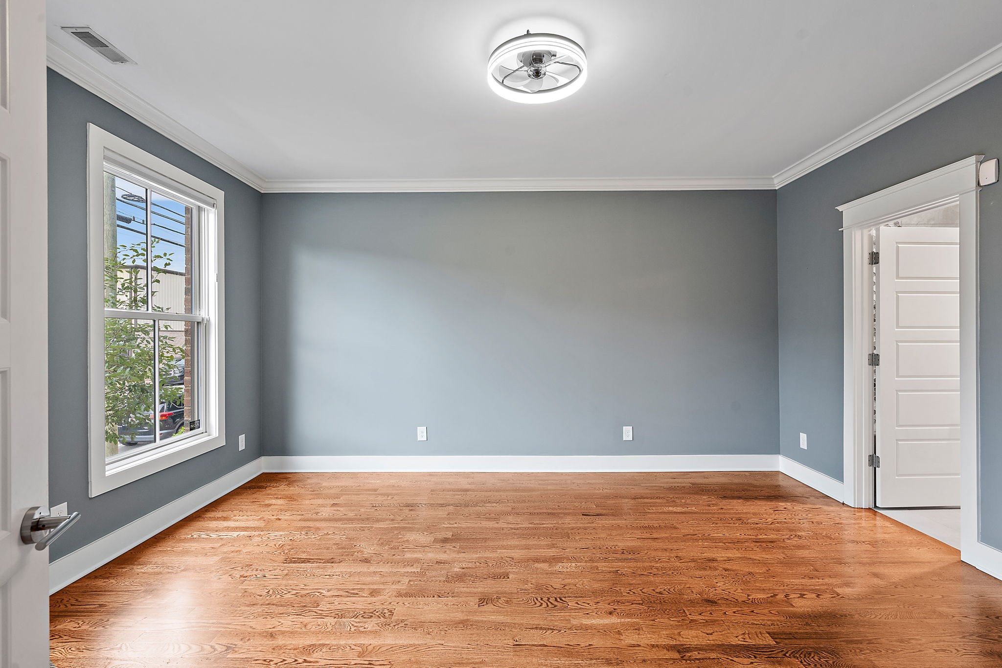 1313 5th Ave, N Unit: 3