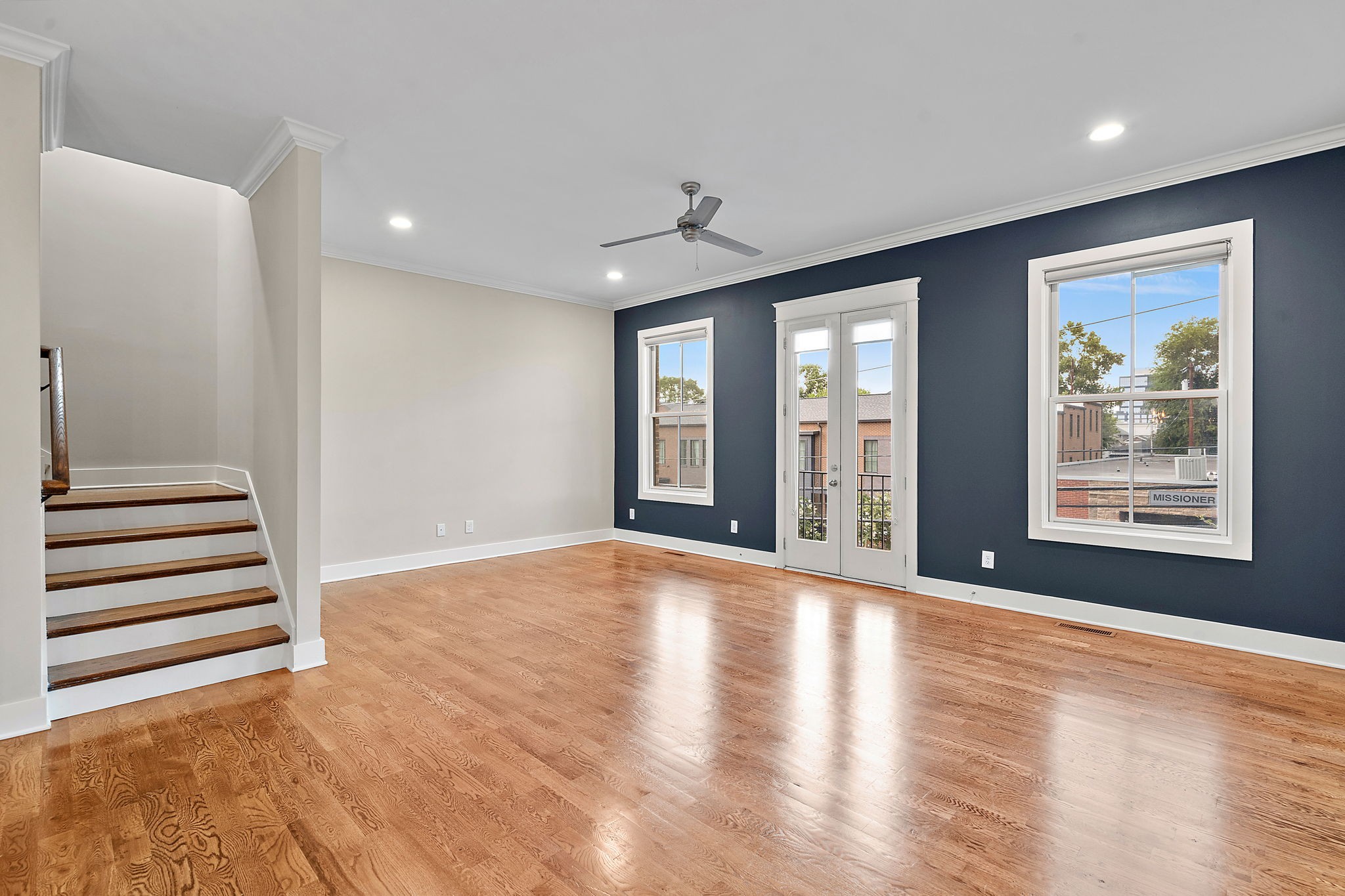 1313 5th Ave, N Unit: 3