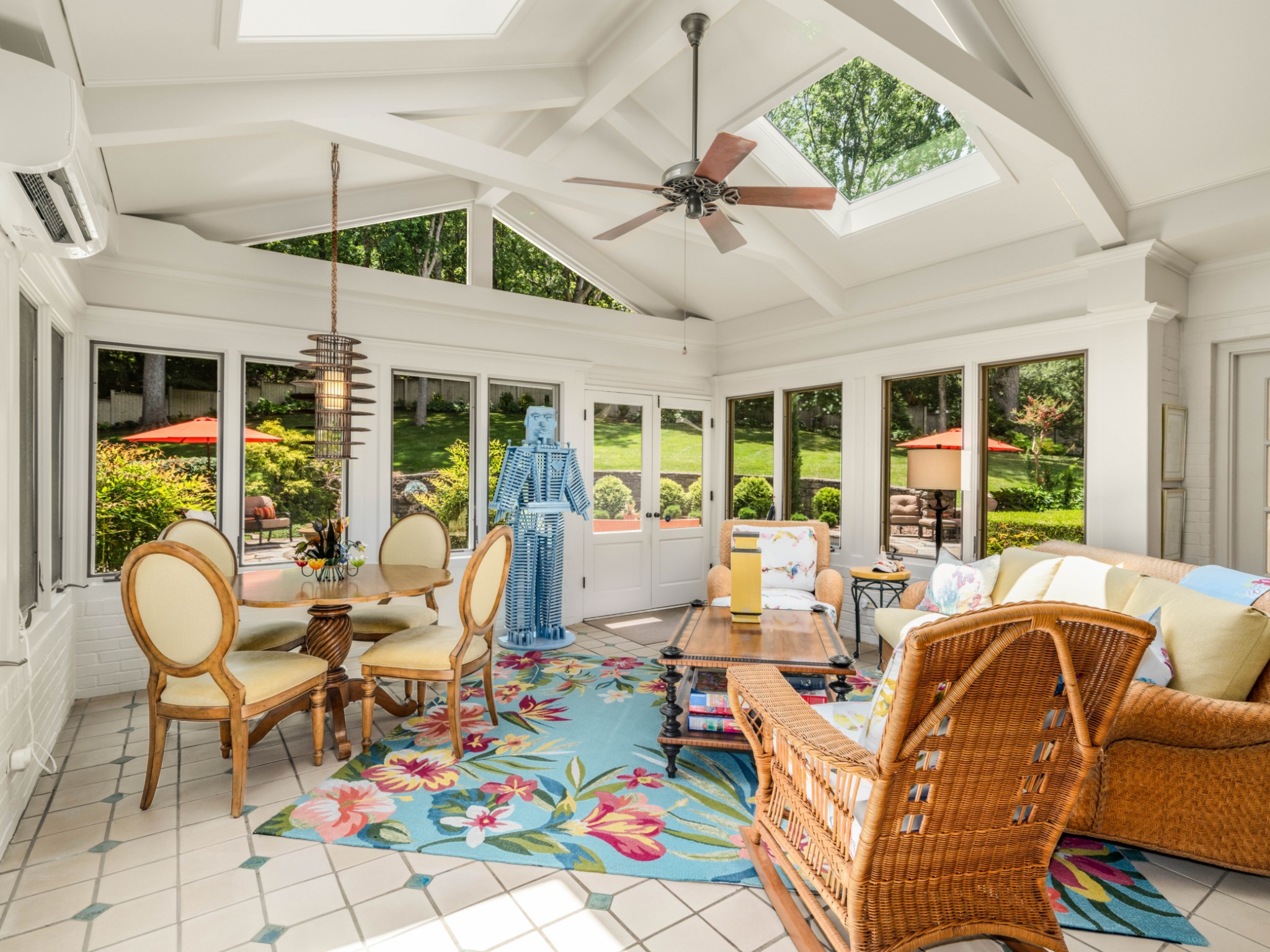 1110 Crater Hill Dr