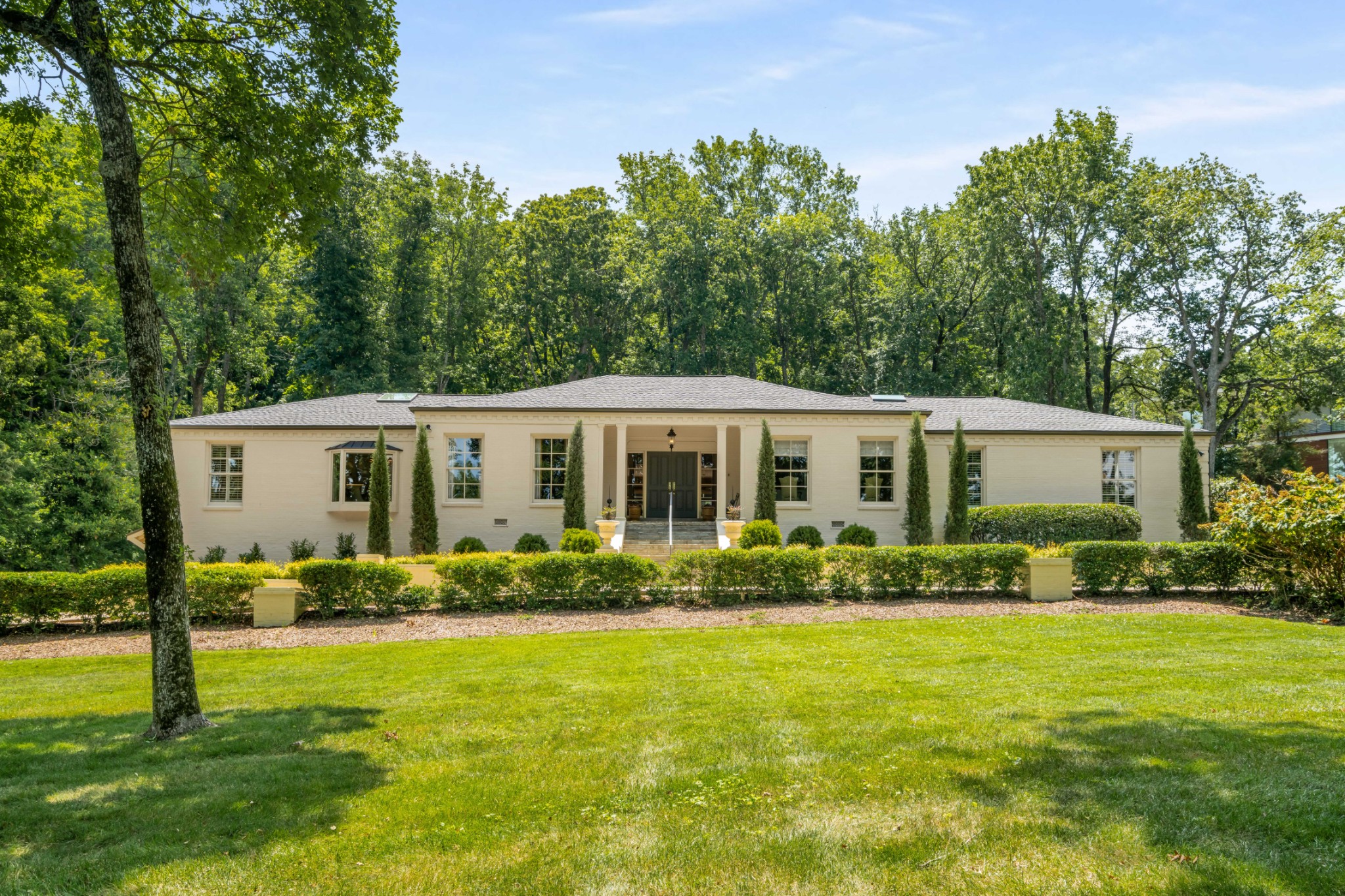 1110 Crater Hill Dr
