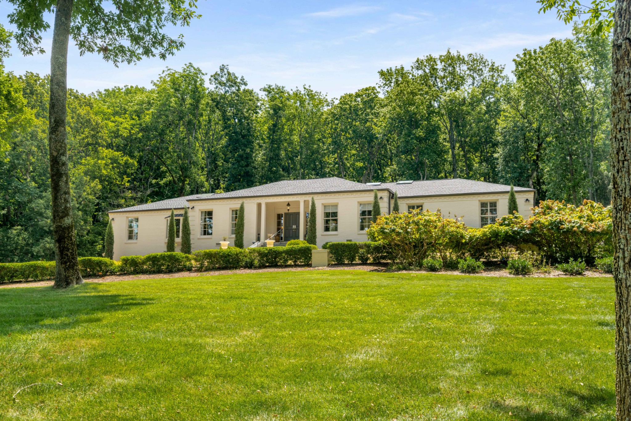 1110 Crater Hill Dr