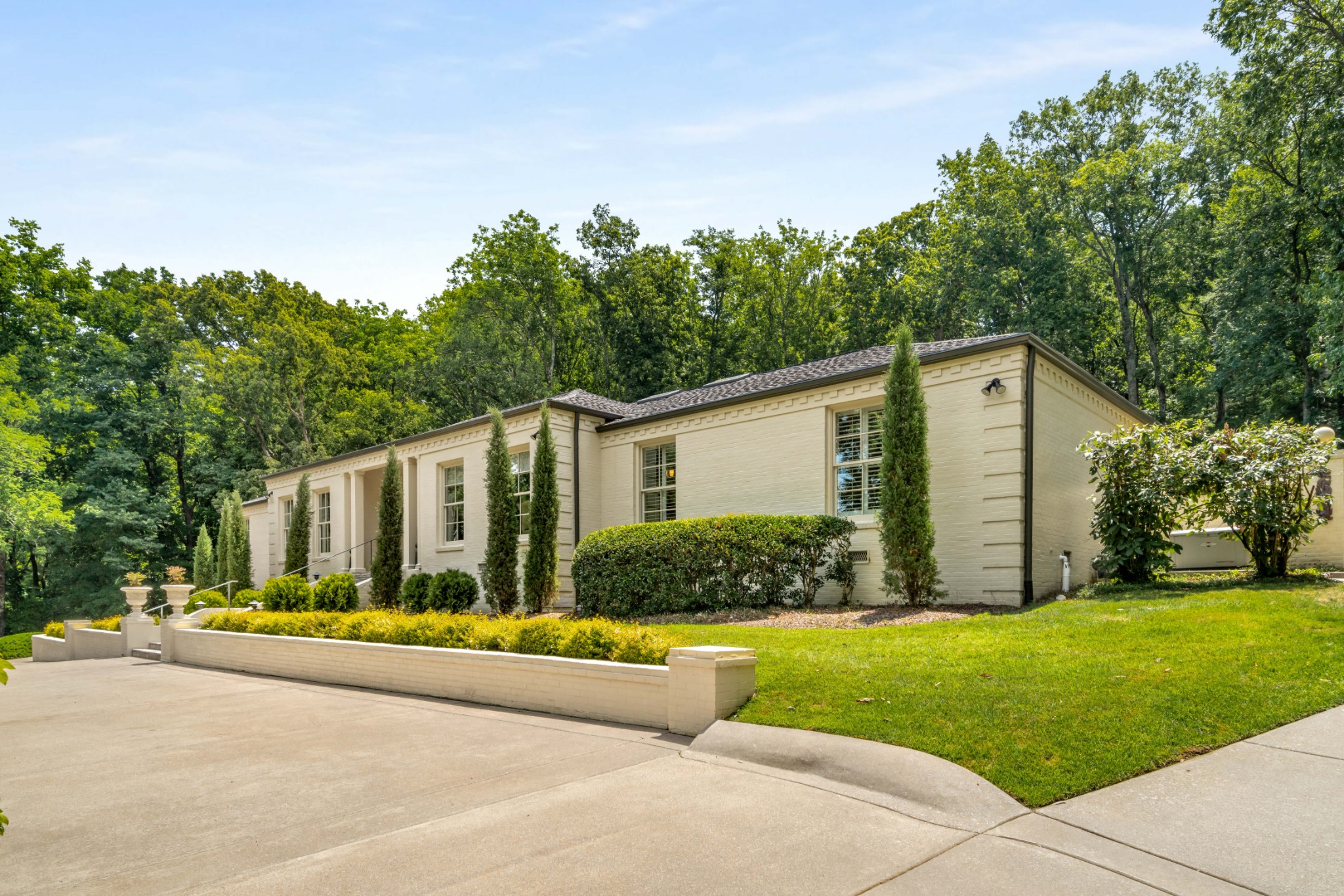 1110 Crater Hill Dr