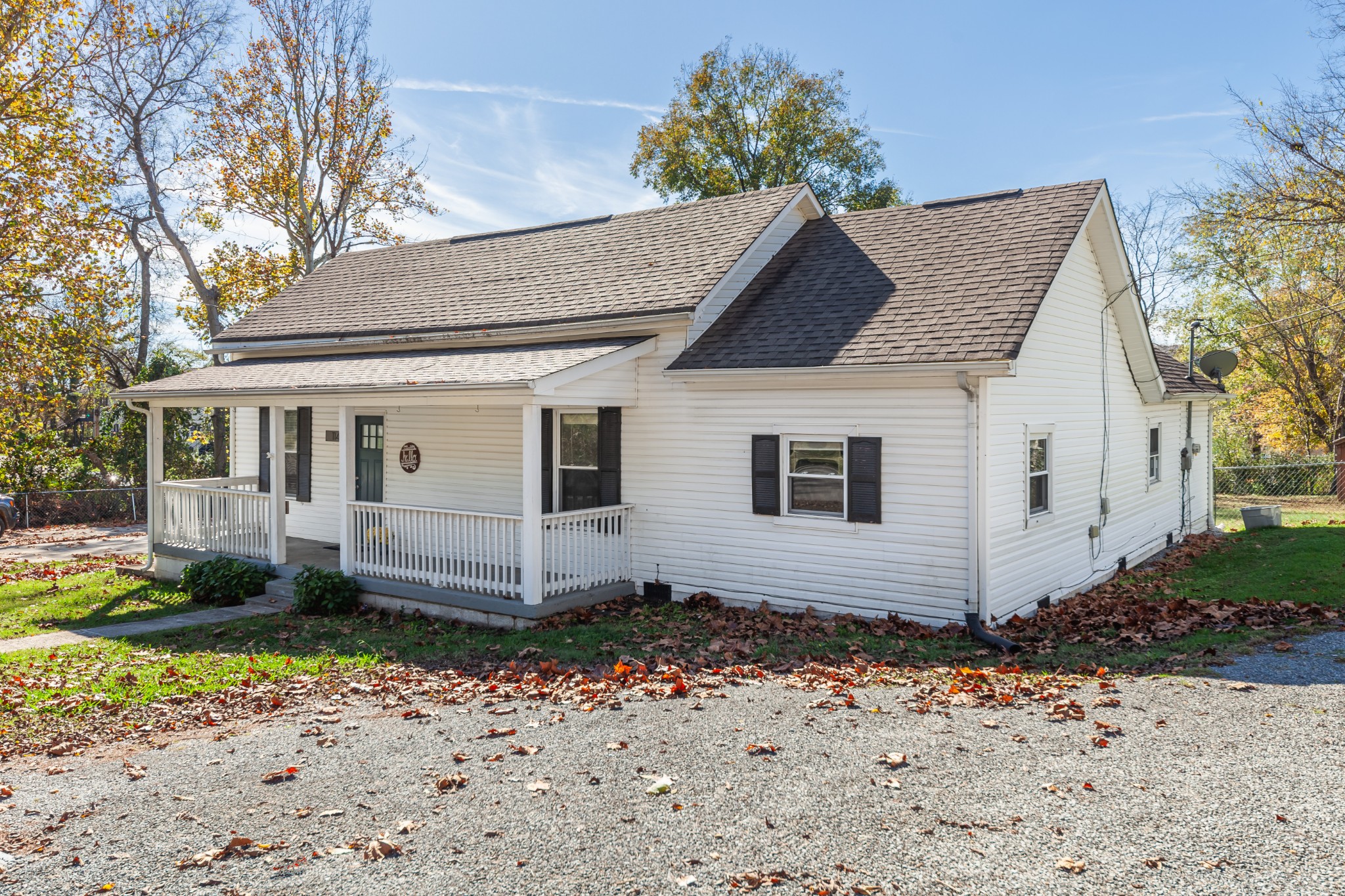 114 Oak St