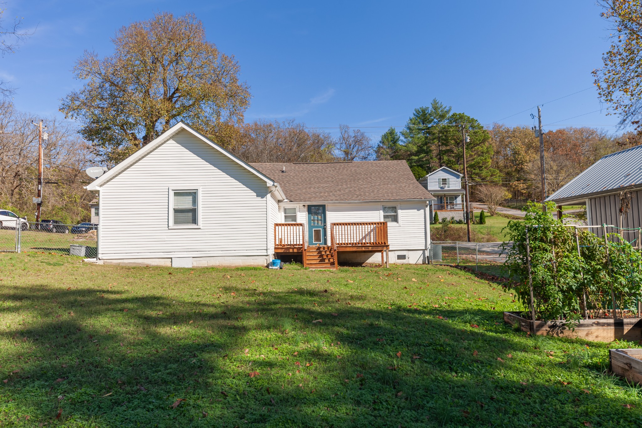 114 Oak St