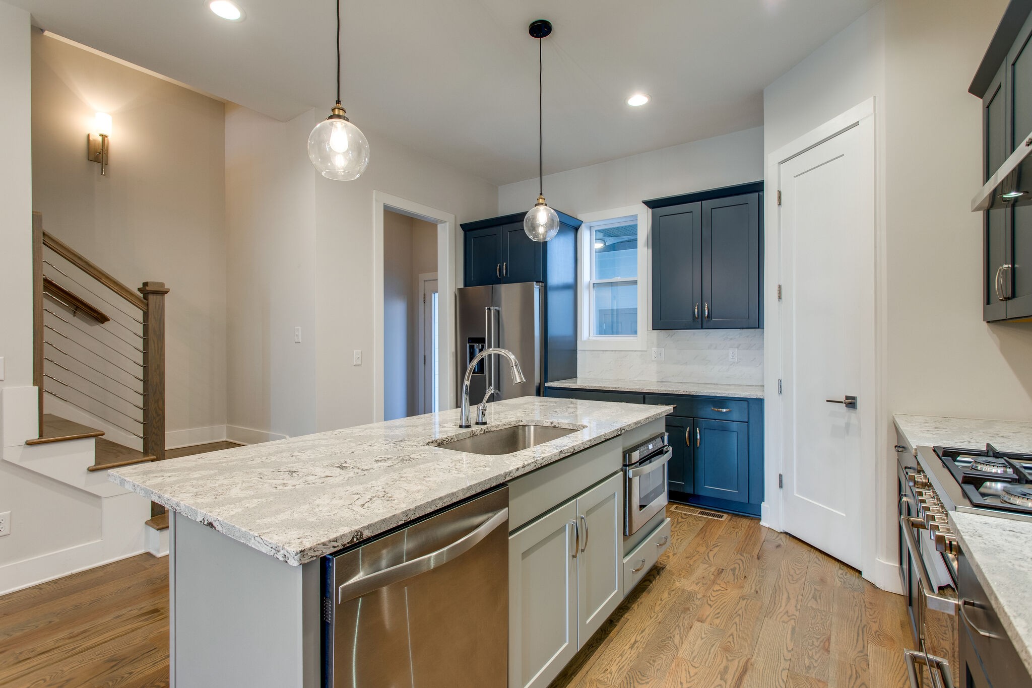 1410 Edgehill Ave Unit: A