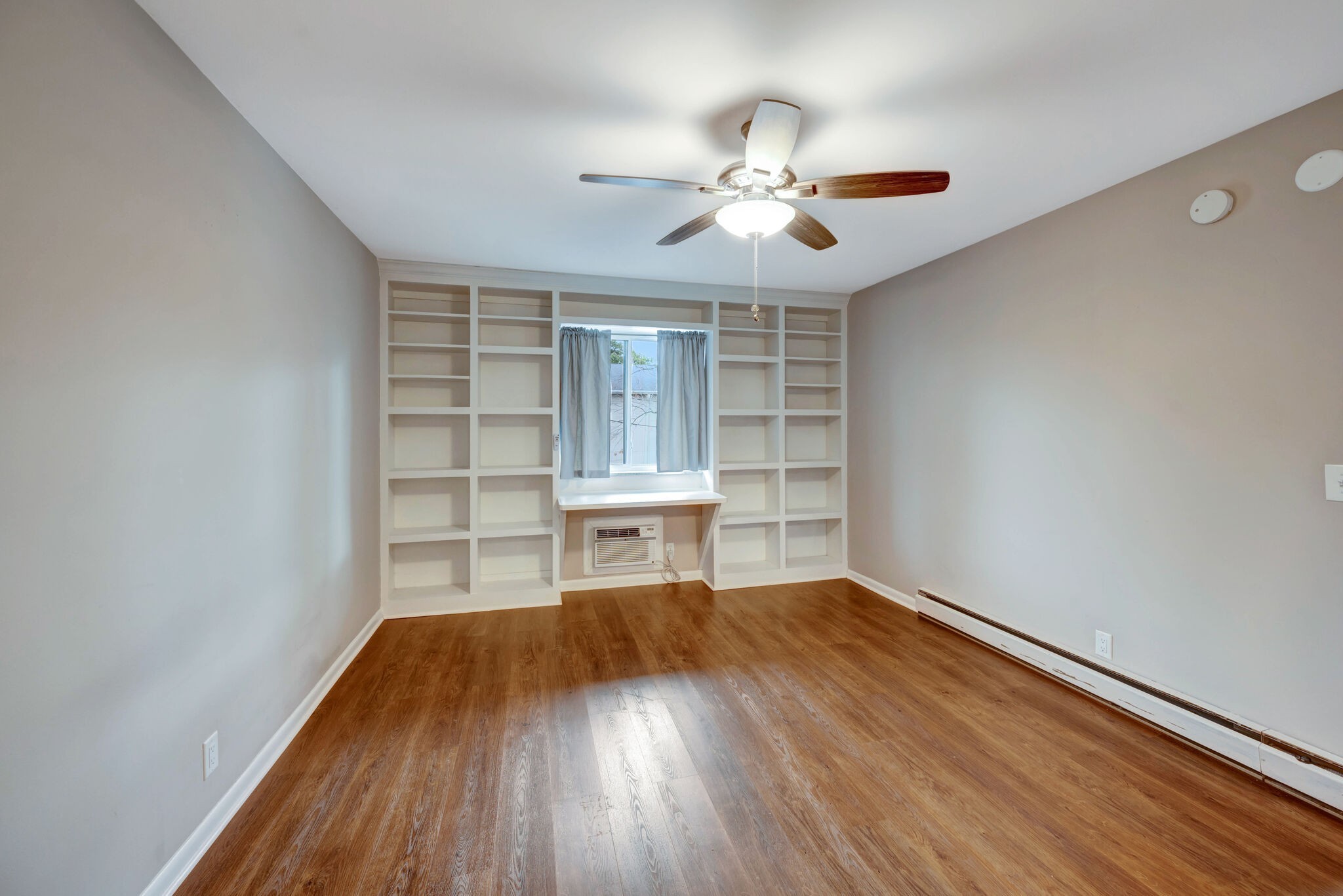 2134 Fairfax Ave Unit: A9