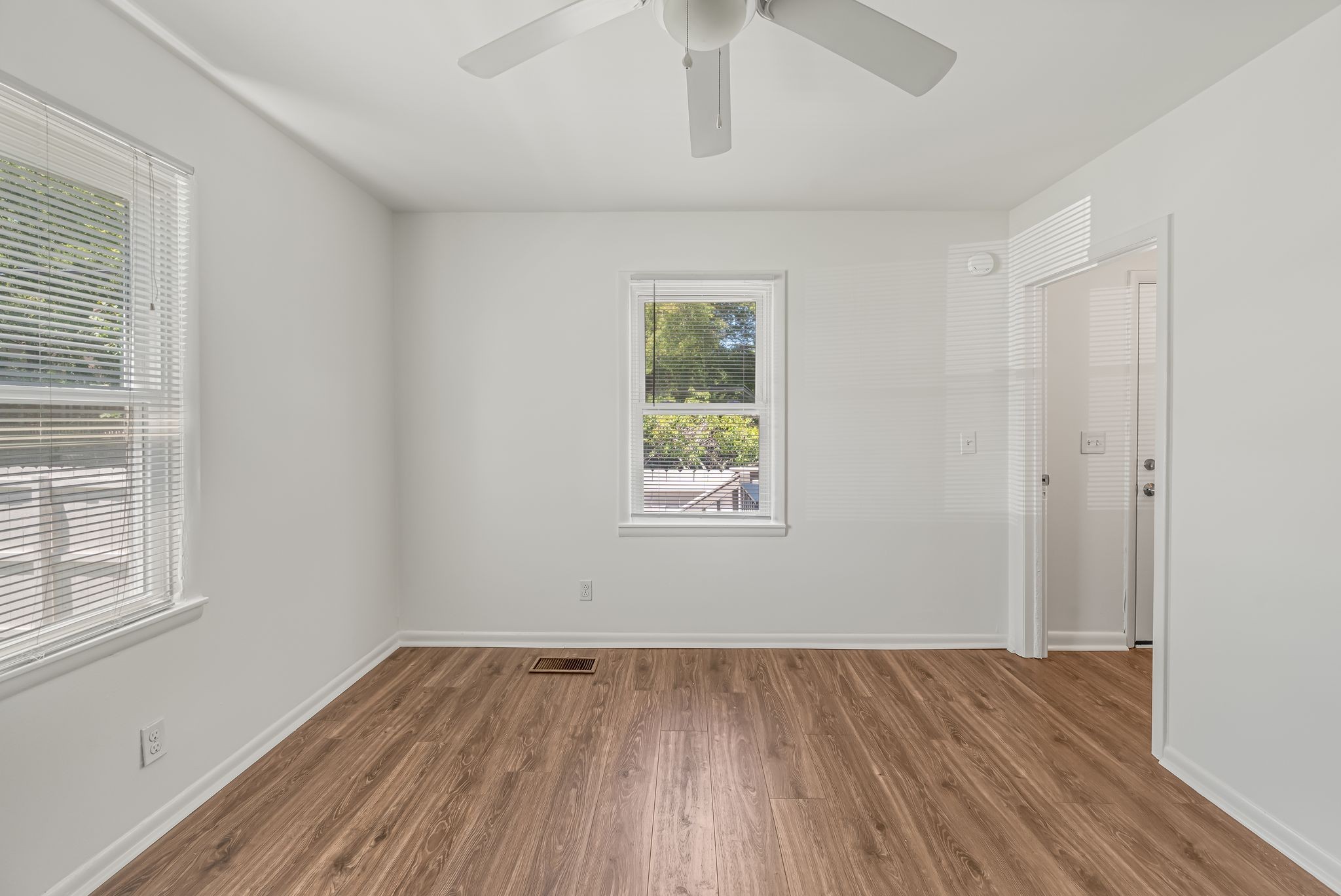 3735 Central Ave Unit: B1