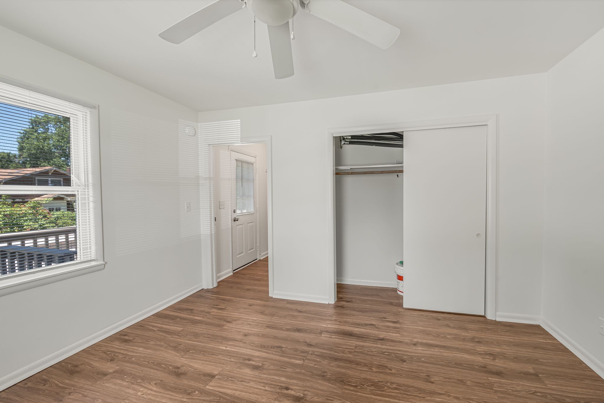 3735 Central Ave Unit: B1