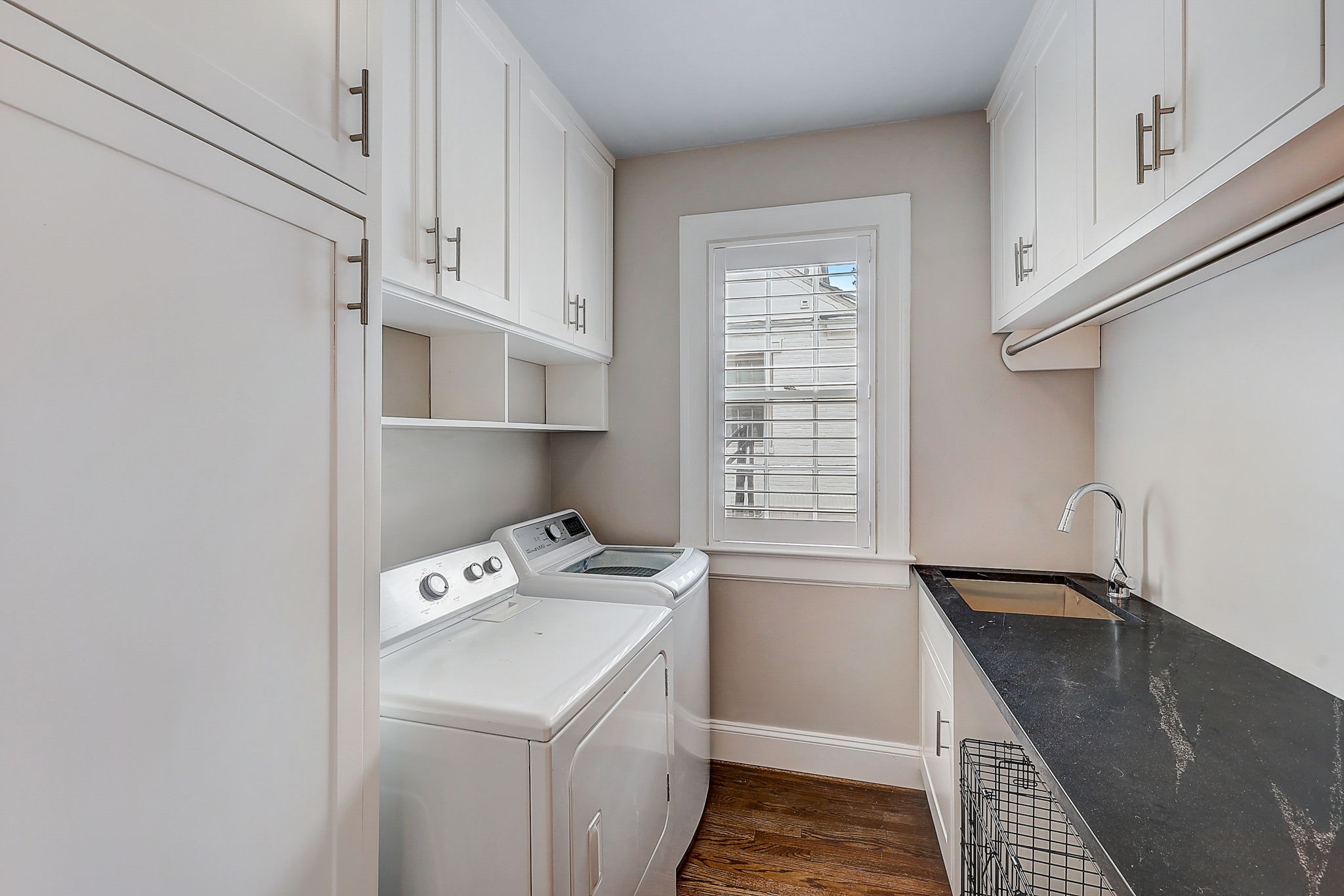 219 Lauderdale Rd