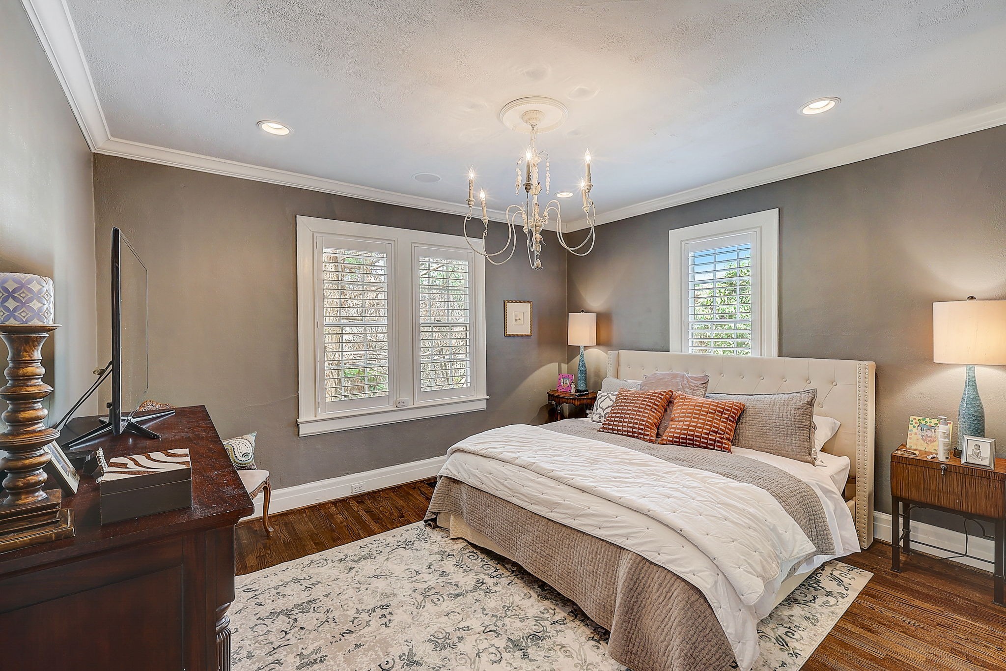 219 Lauderdale Rd